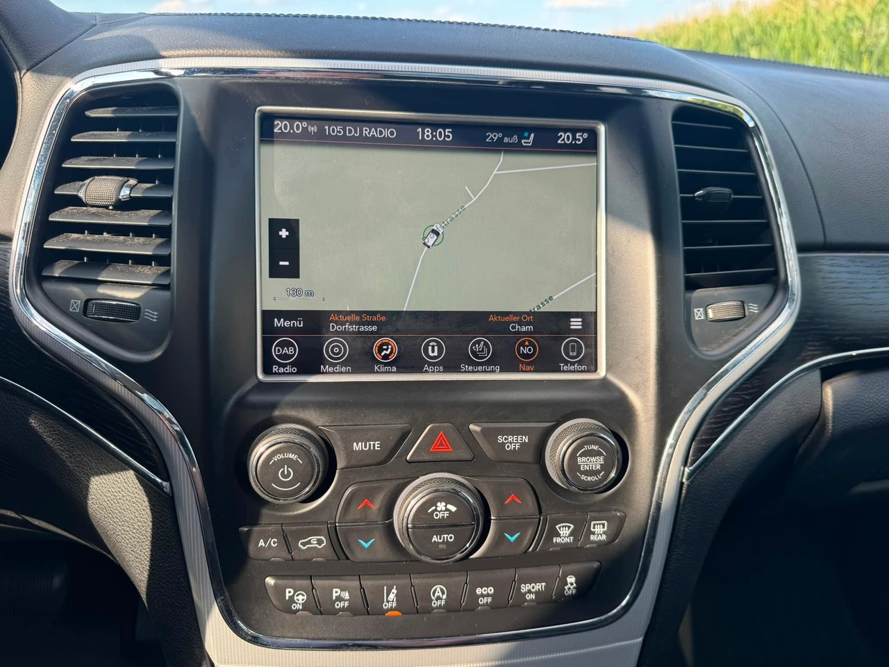 JEEP Grand Cherokee 3.0 CRD Summit Automatic mit Anhängerkupplung 3.5t-image-11