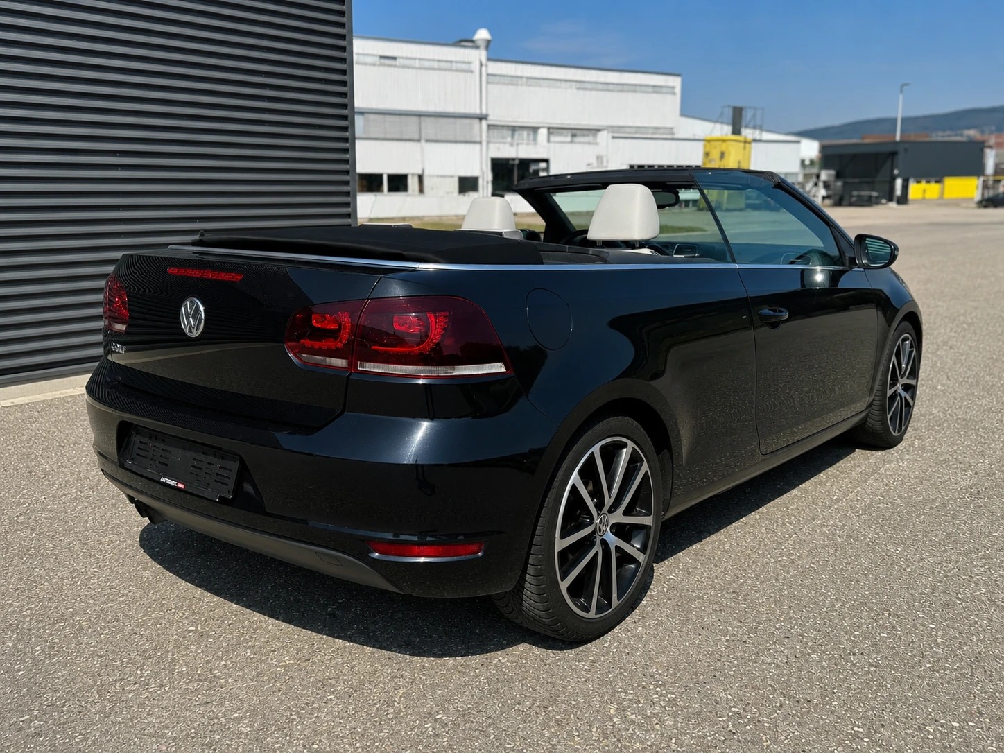 VW Golf Cabrio 1.4 TSI DSG-image-5