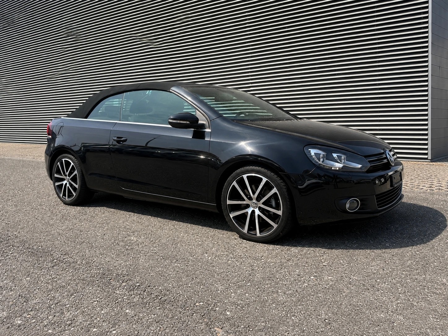 VW Golf Cabrio 1.4 TSI DSG-image-2