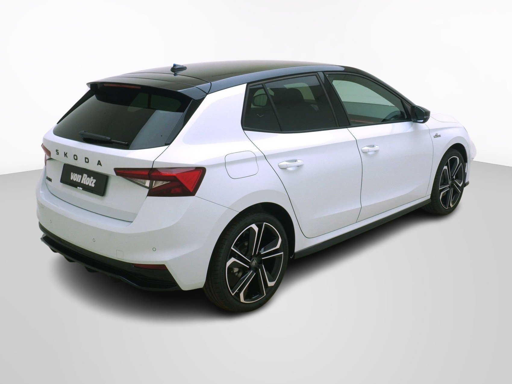 SKODA Fabia 1.5 TSI Monte Carlo DSG-image-4