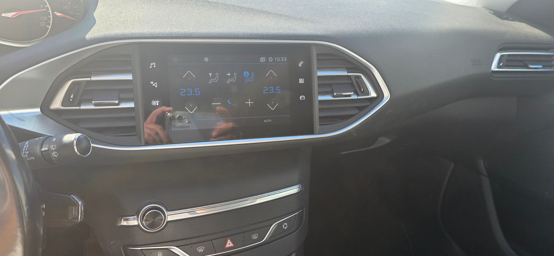 PEUGEOT 308-image-7