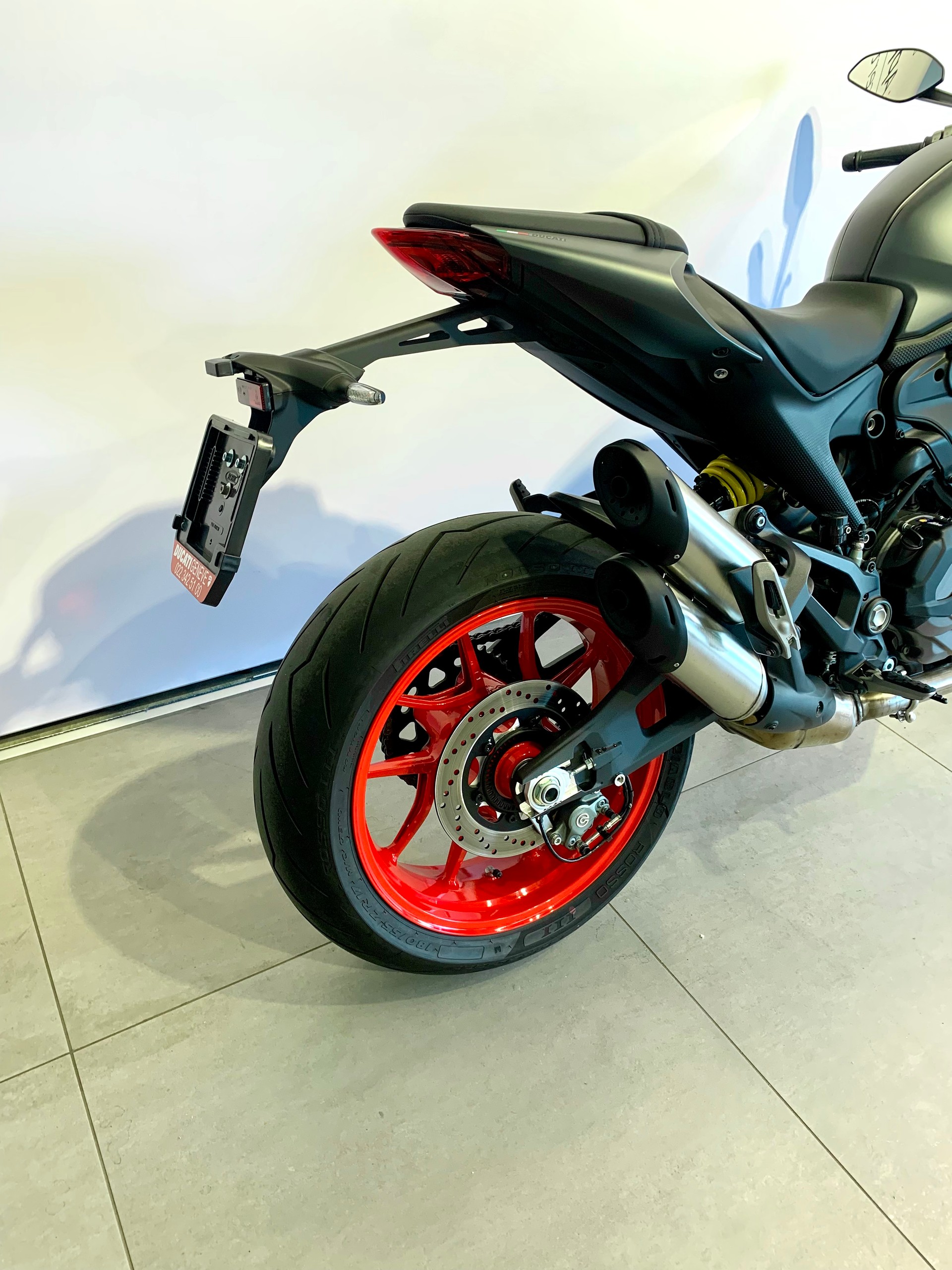 DUCATI Monster + 937-image-7