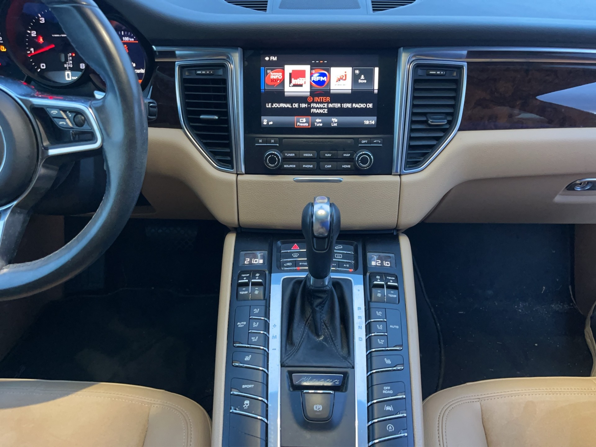 PORSCHE Macan PDK-image-8