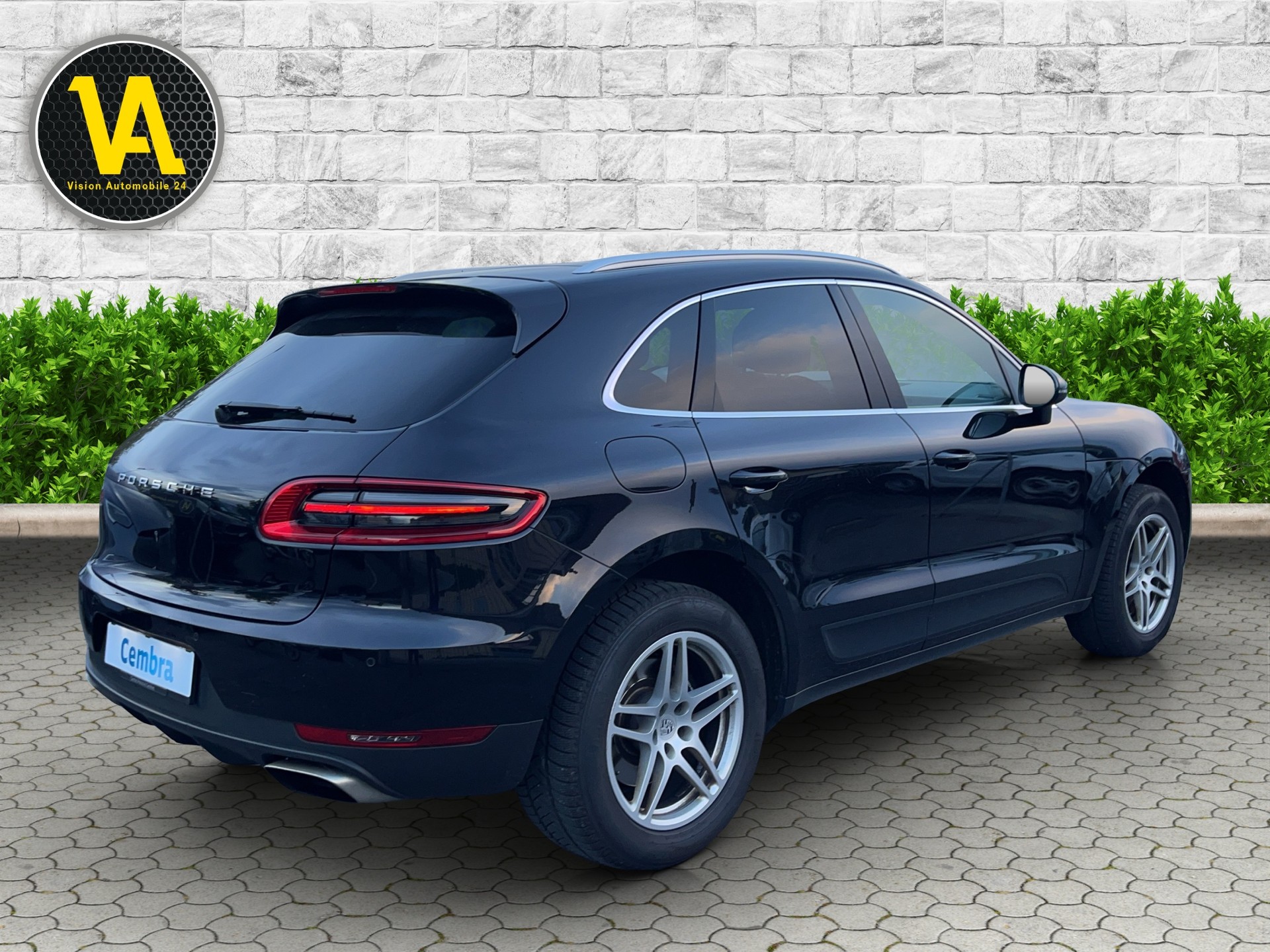 PORSCHE Macan PDK-image-4