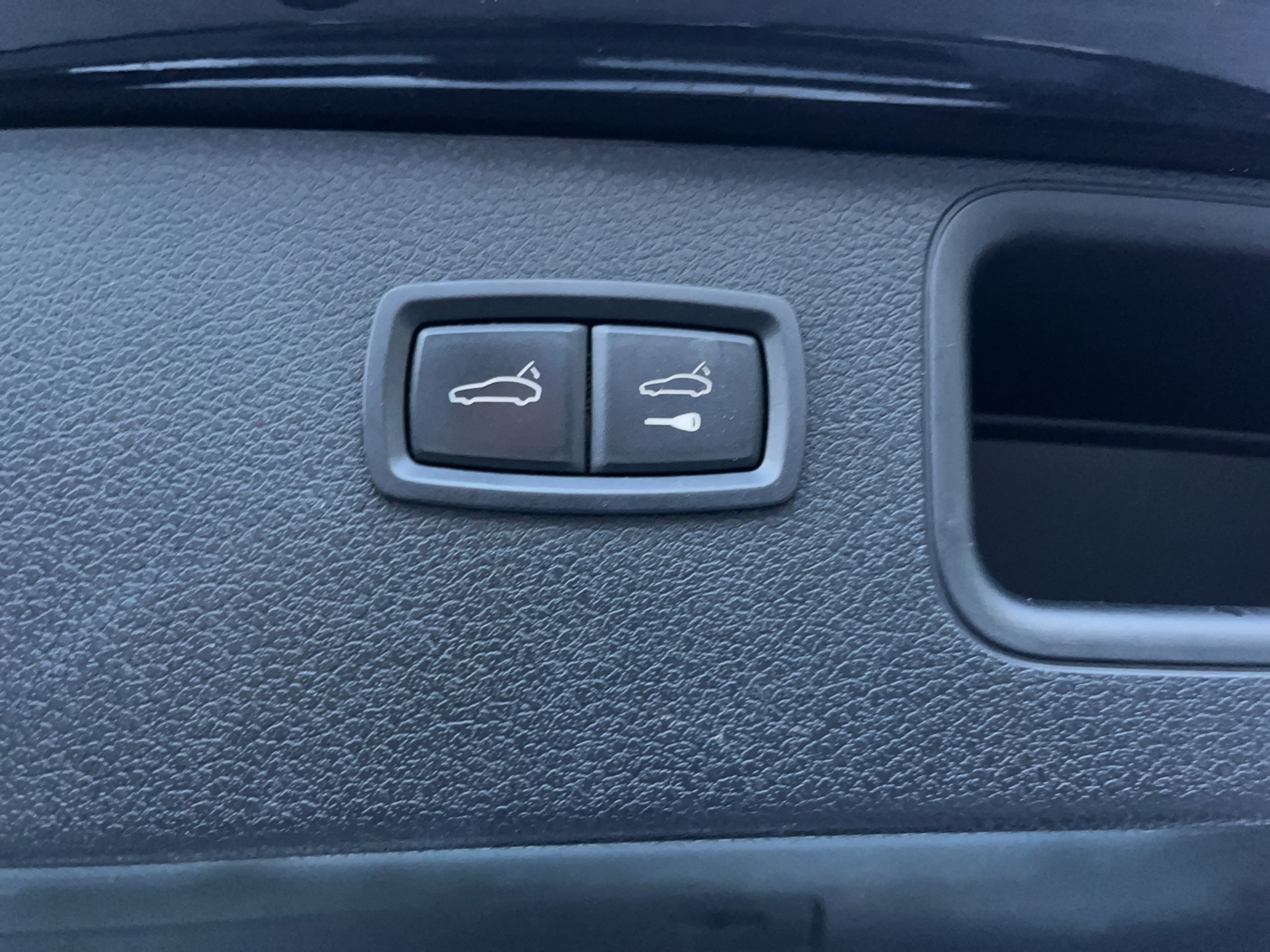 PORSCHE Macan PDK-image-14