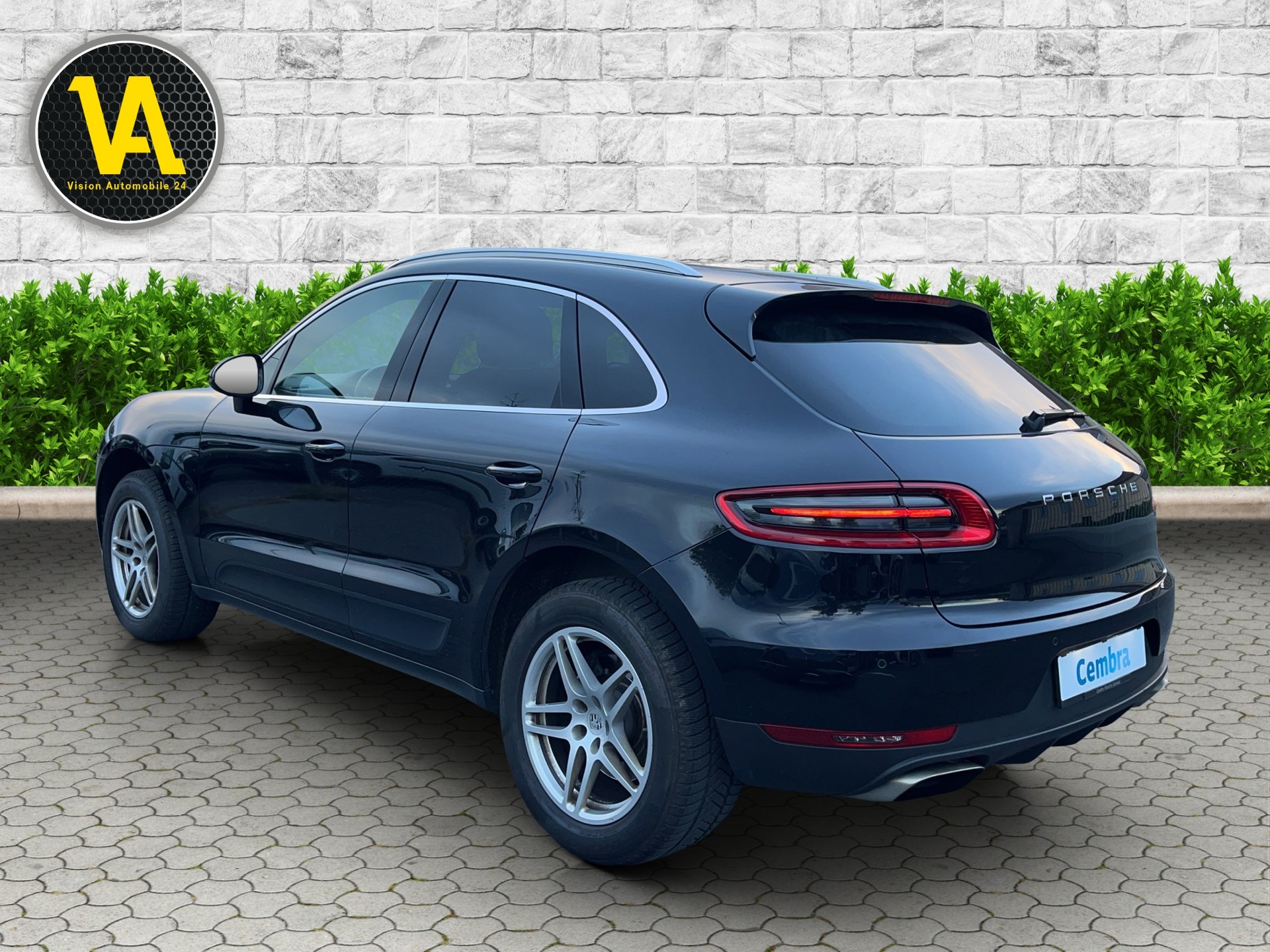 PORSCHE Macan PDK-image-2