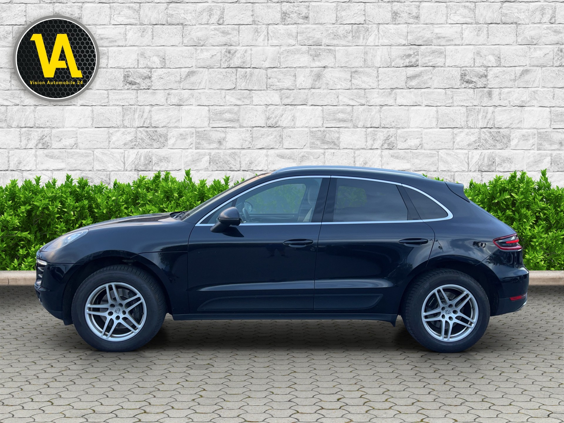 PORSCHE Macan PDK-image-1