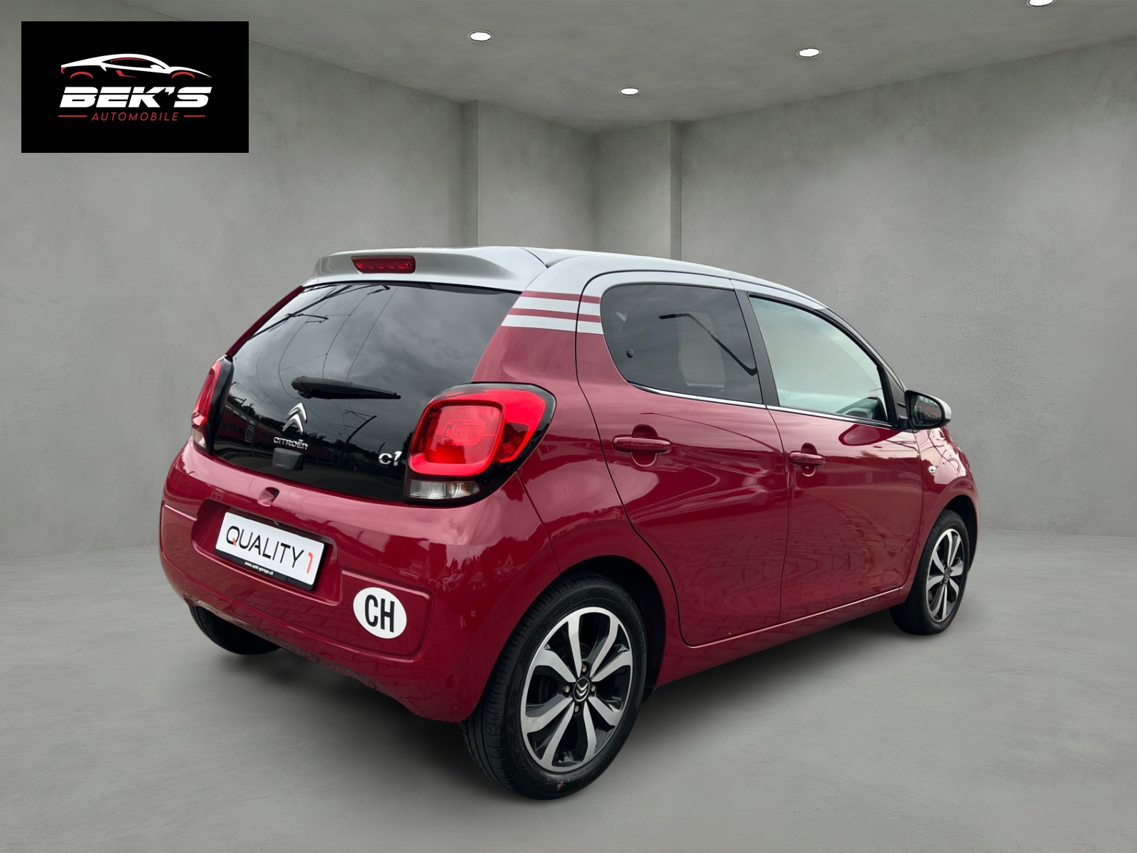 CITROEN C1 1.2 VTi Shine Edition-image-4