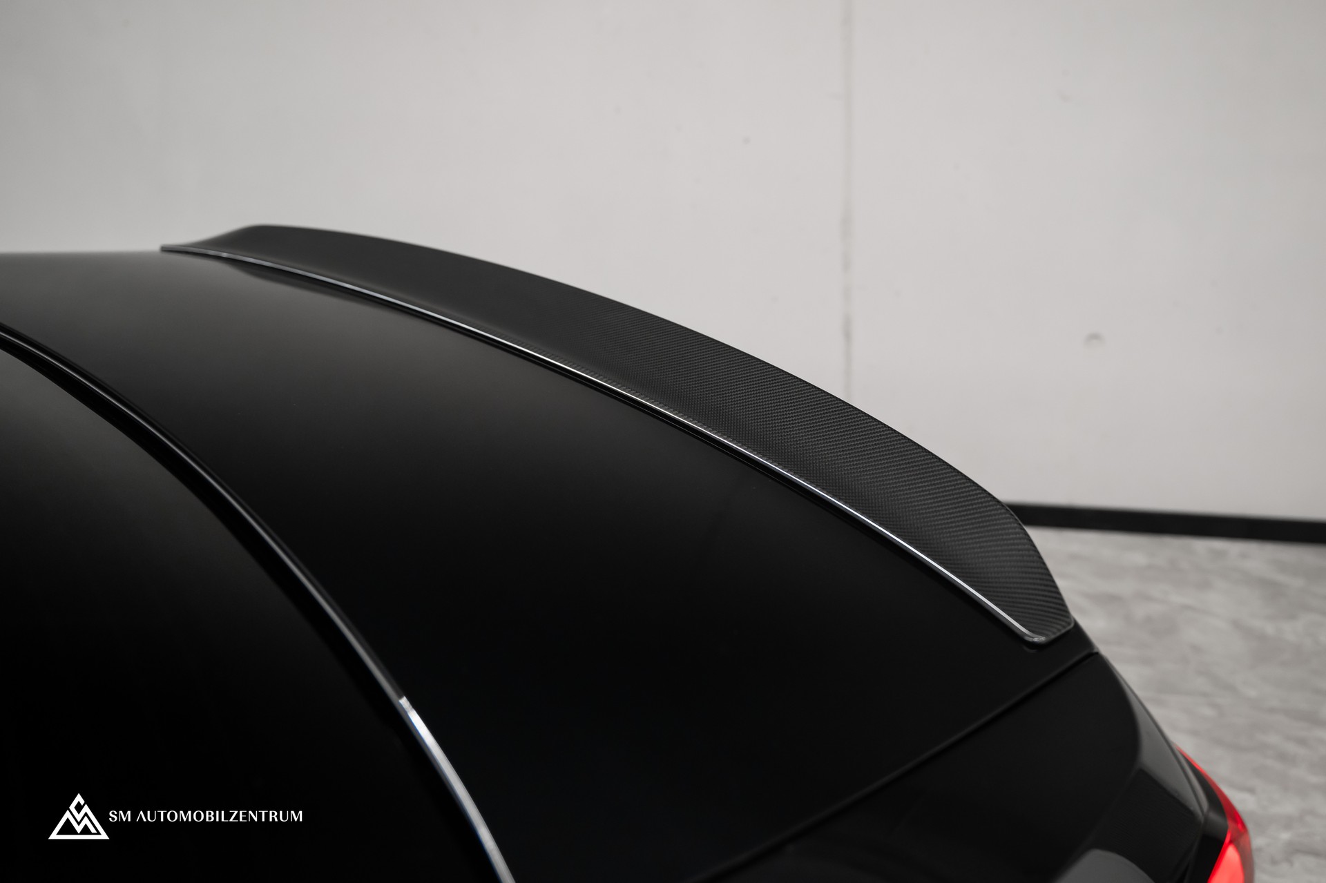 BMW M5 xDrive / CH / Carbon Exterieur & Interieur / 360° / Head-Up / Sitzbelüftung-image-7