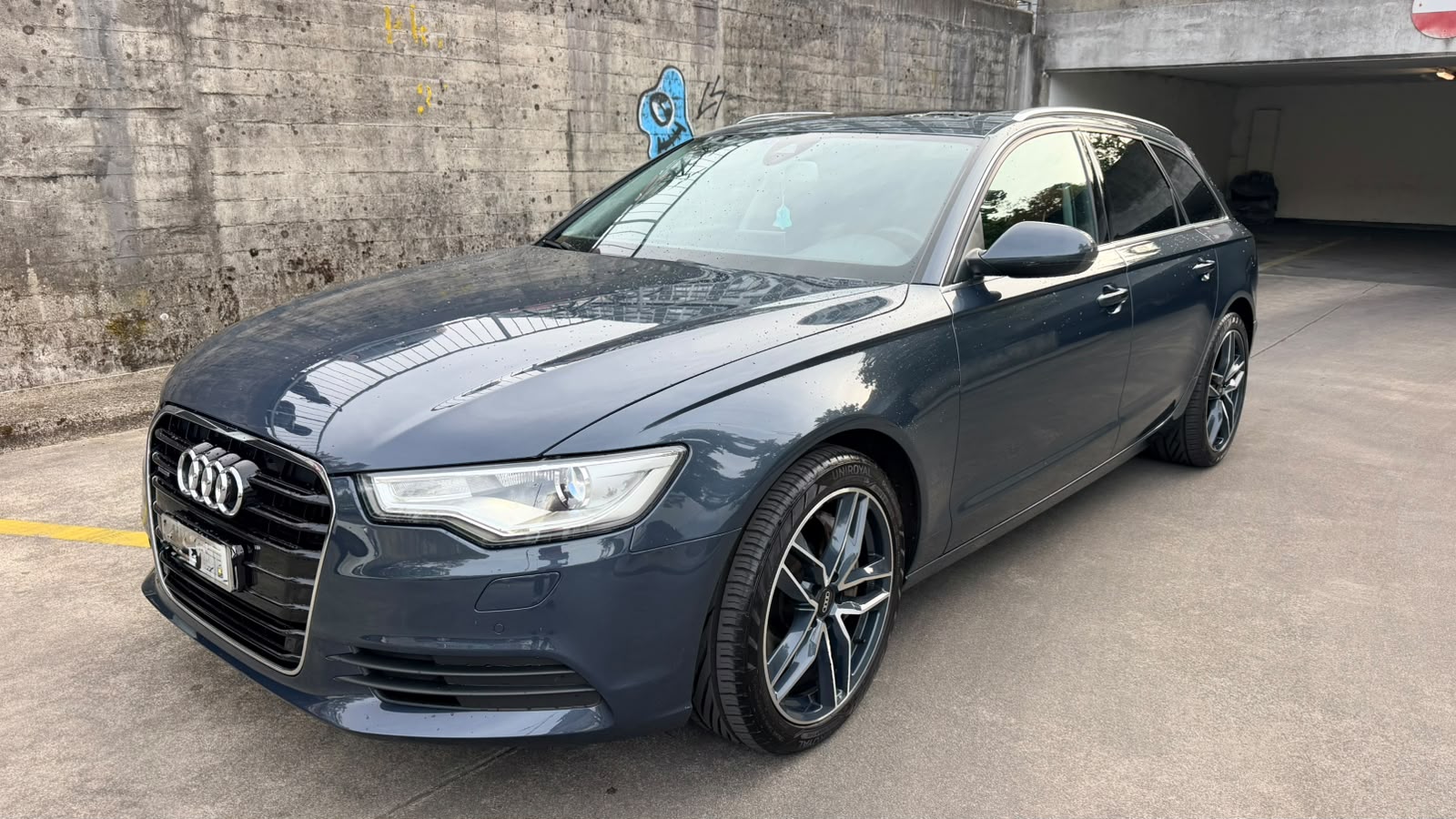 AUDI A6 Avant 3.0 TFSI V6 quattro S-tronic-image-1