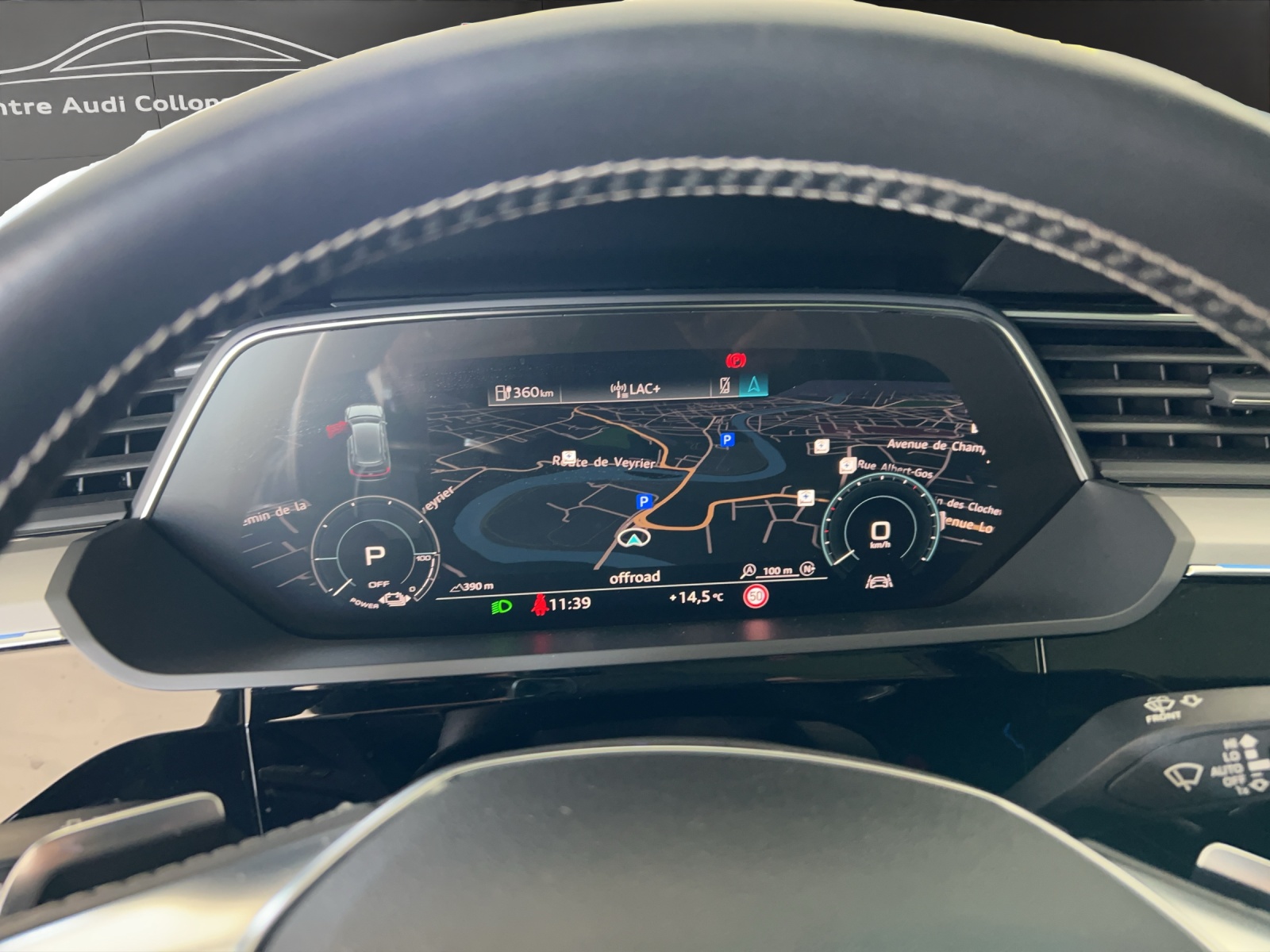 AUDI e-tron 55 Advanced quattro-image-10
