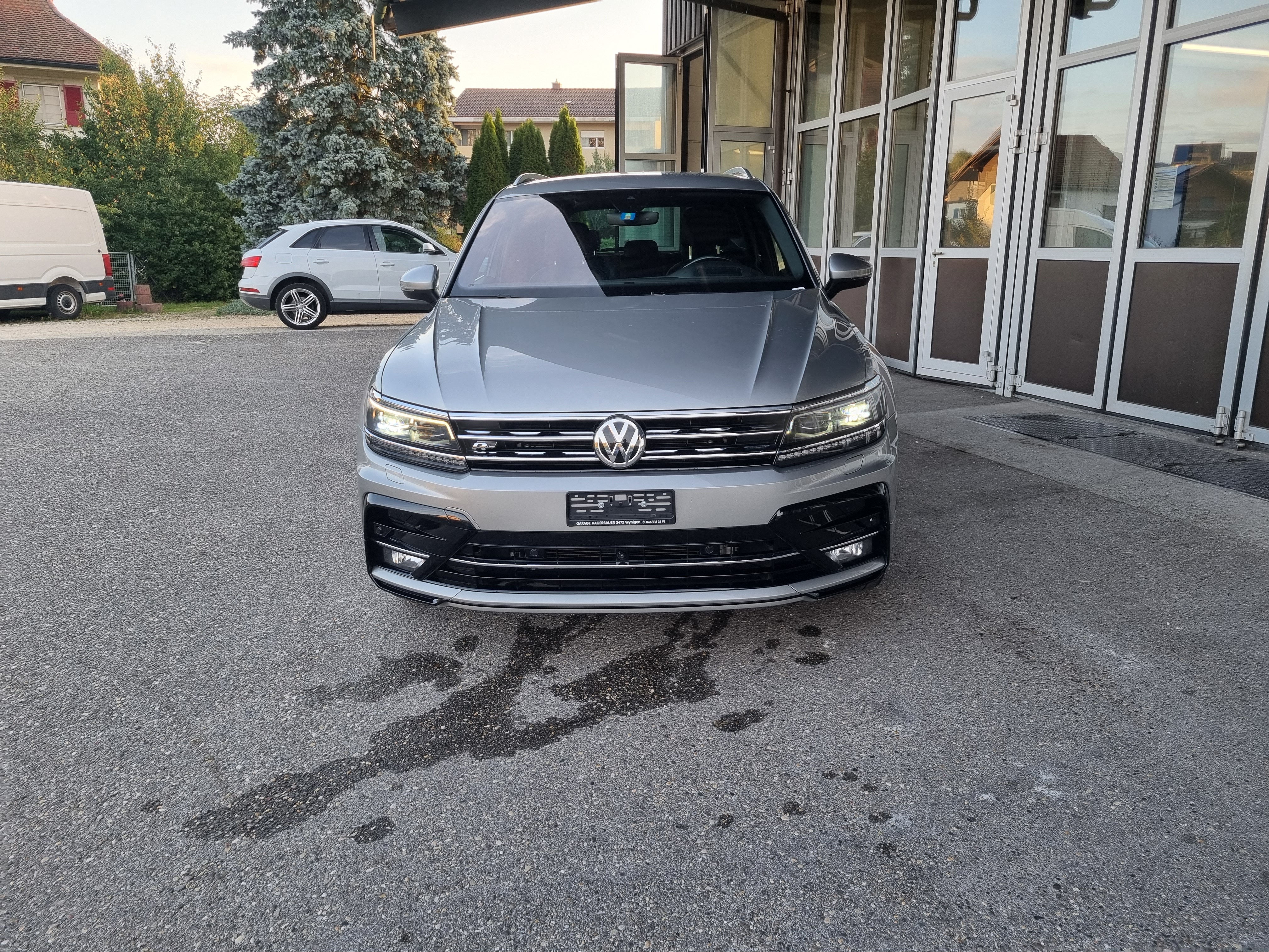 Car photo