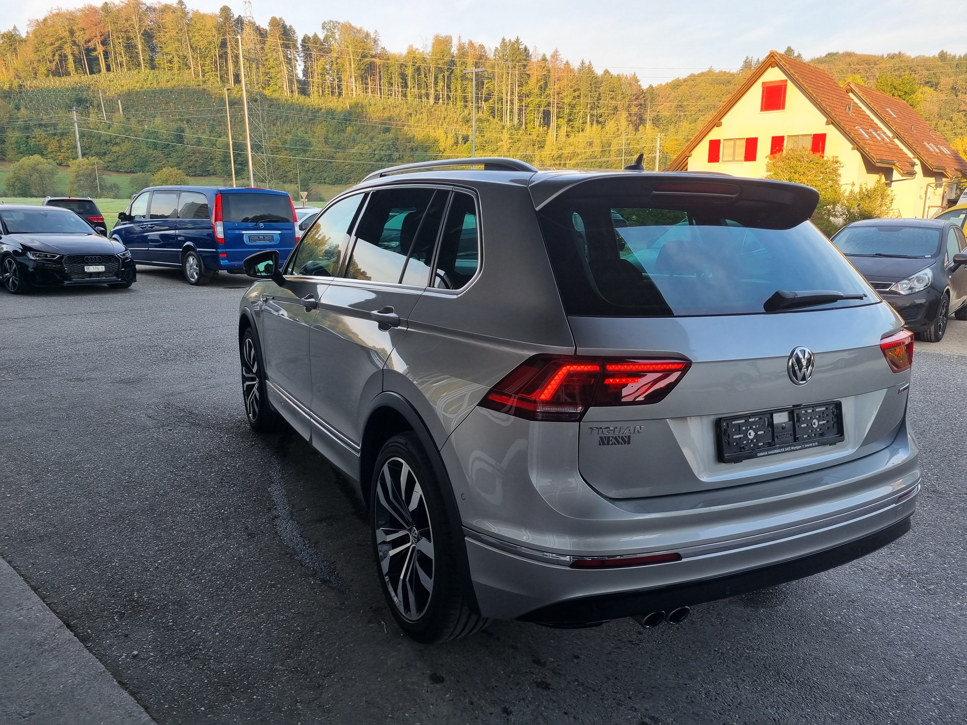 VW Tiguan 2.0 TDI SCR Highline 4Motion DSG-image-5