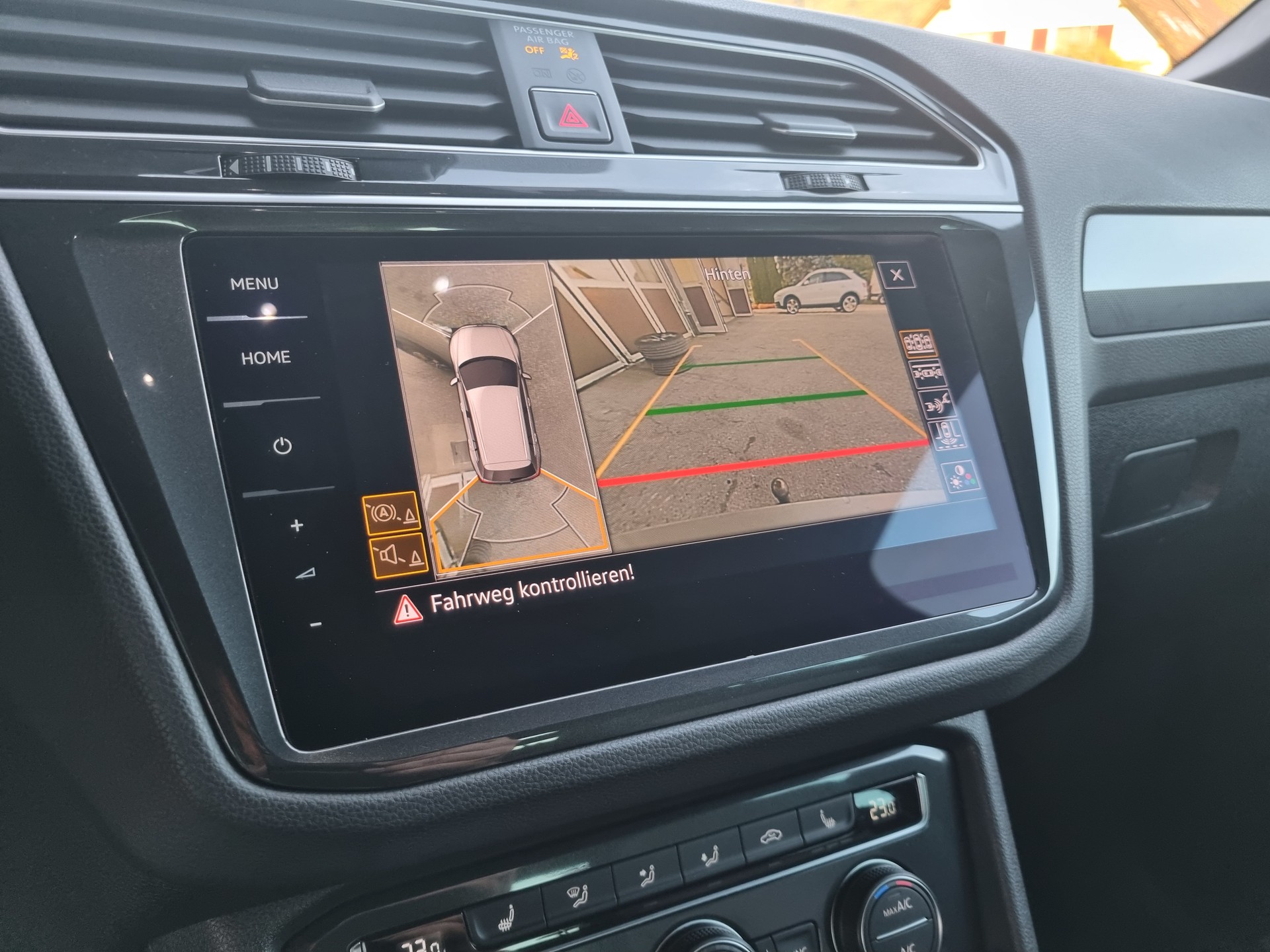 VW Tiguan 2.0 TDI SCR Highline 4Motion DSG-image-15