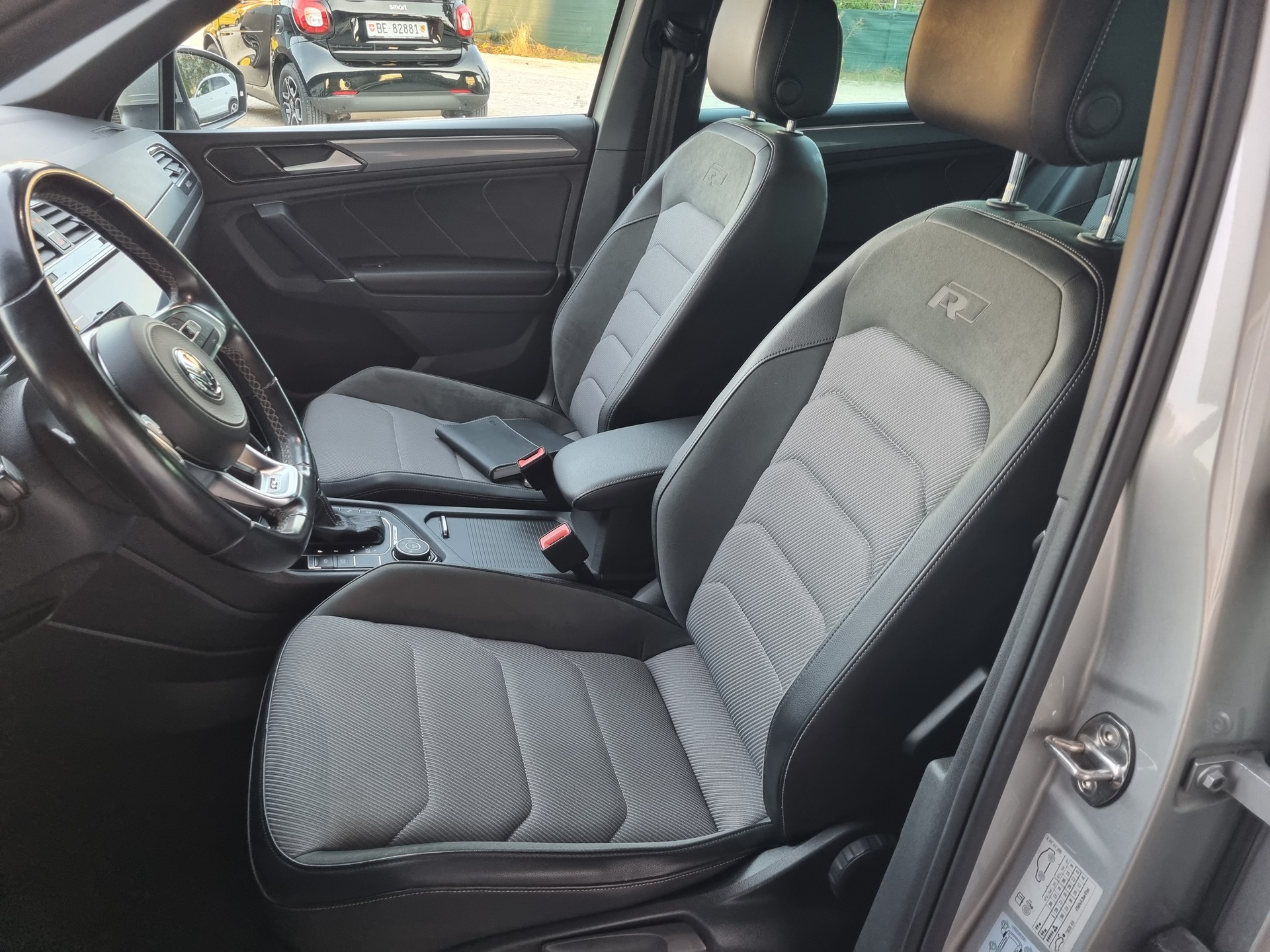 VW Tiguan 2.0 TDI SCR Highline 4Motion DSG-image-7