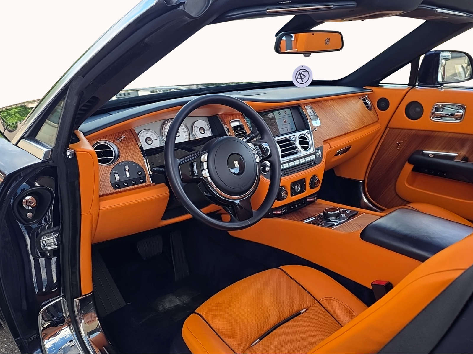 ROLLS-ROYCE Dawn 6.6 V12-image-11