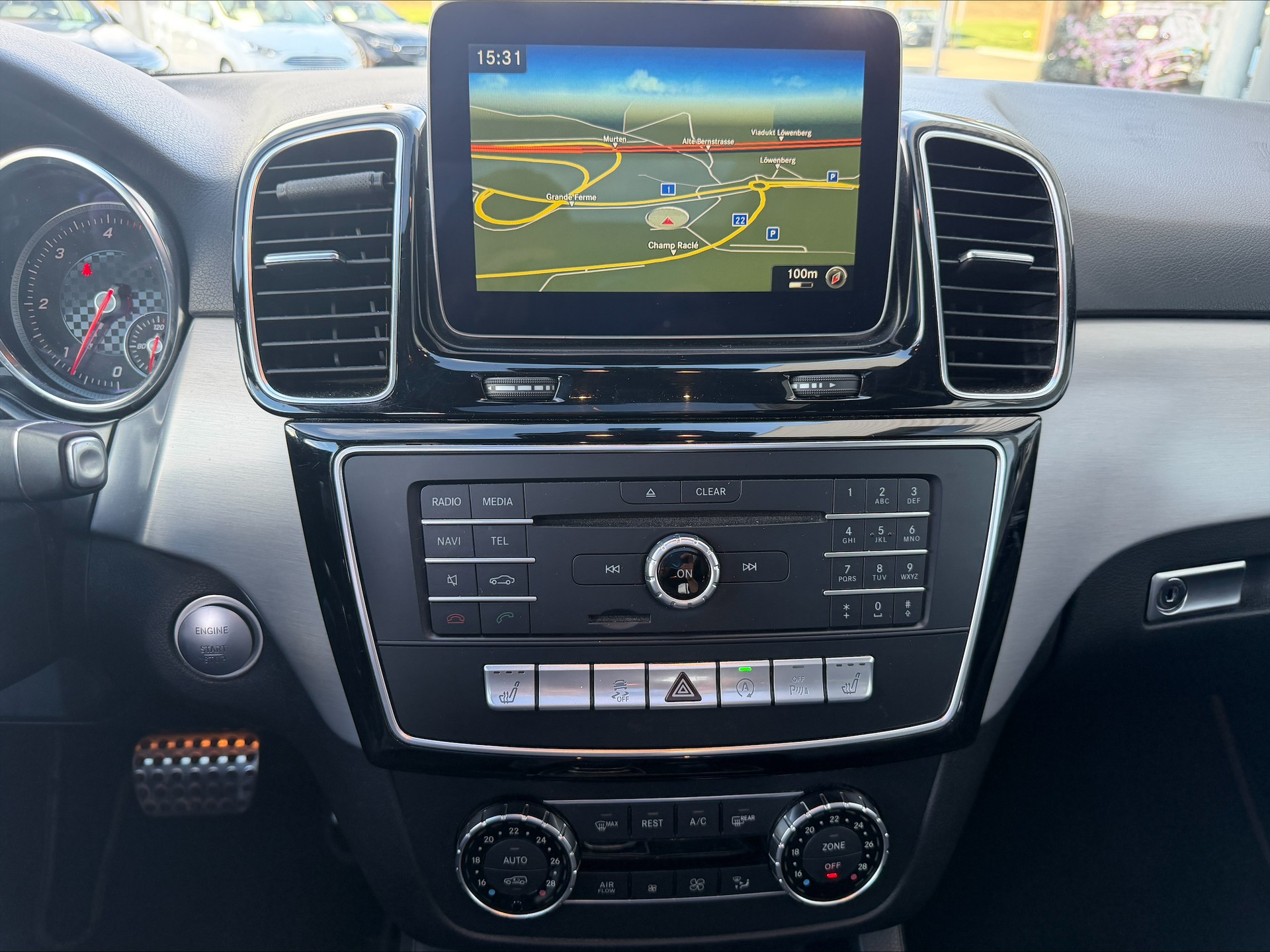 MERCEDES-BENZ GLE 350 d 4Matic 9G-Tronic-image-6