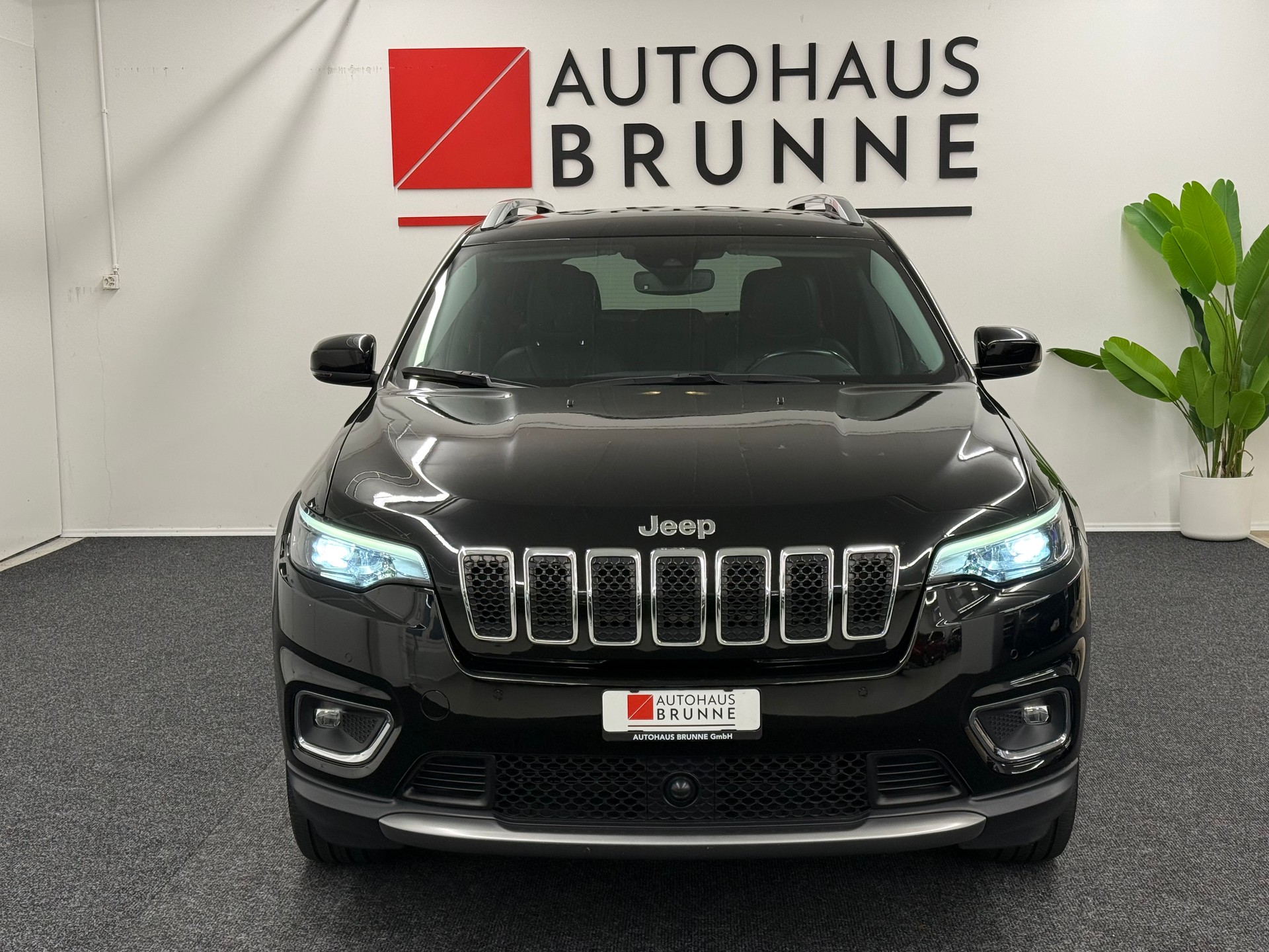 JEEP Cherokee 2.0 Limited AWD Drive I 9ATX AHK-image-1