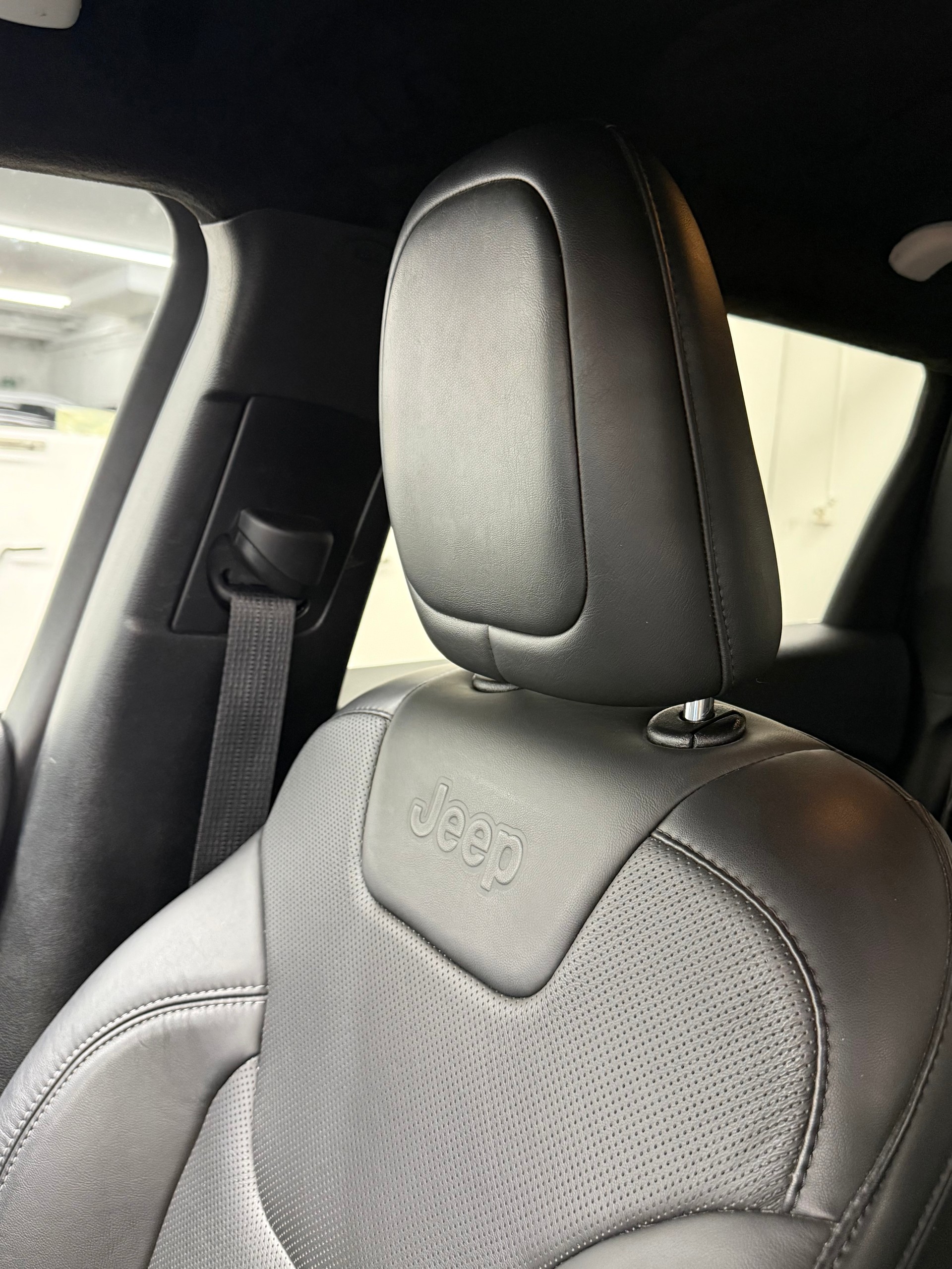 JEEP Cherokee 2.0 Limited AWD Drive I 9ATX AHK-image-24