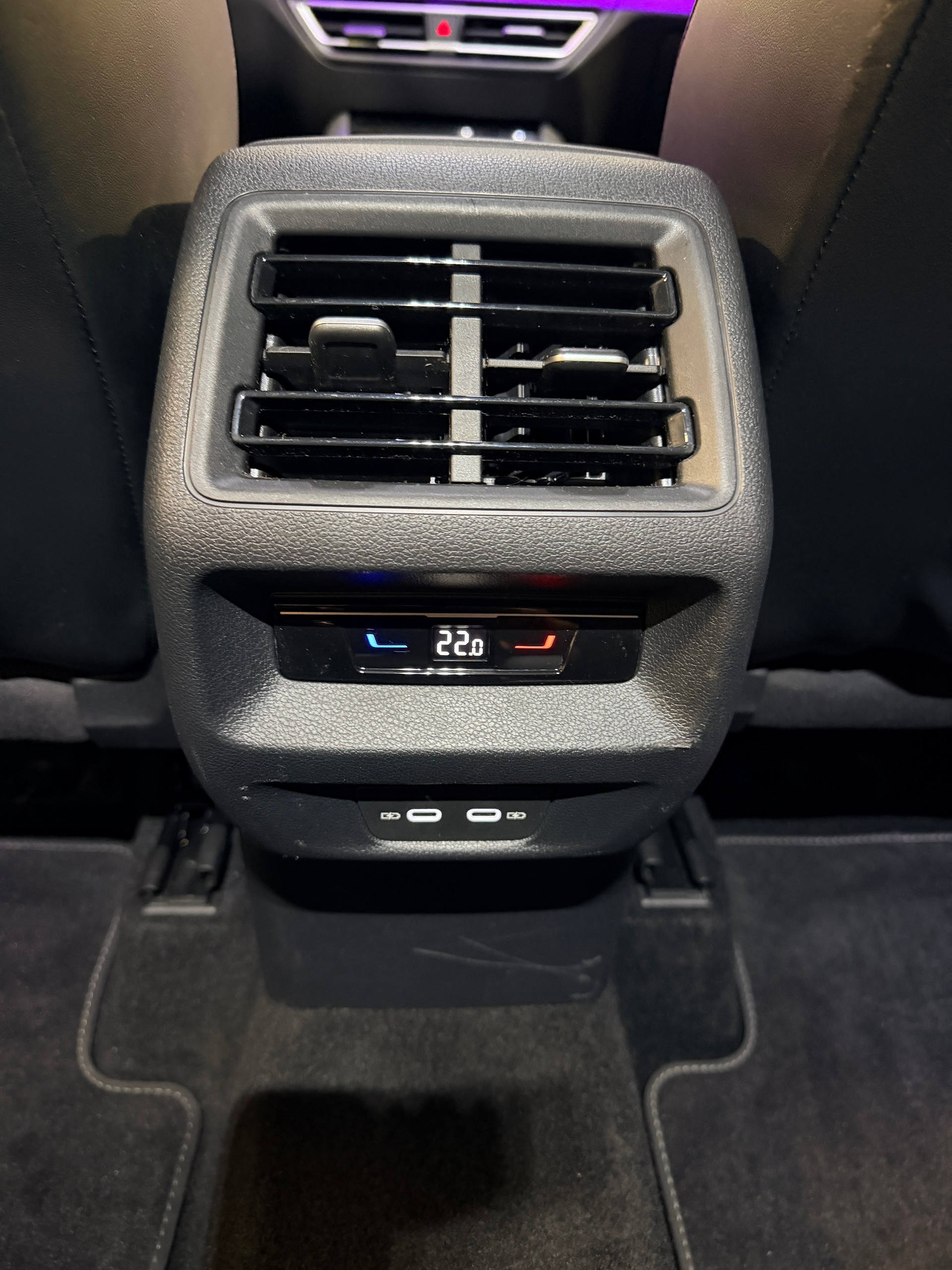 VW Tiguan 2.0 TSI DSG R-Line 4Motion-image-13