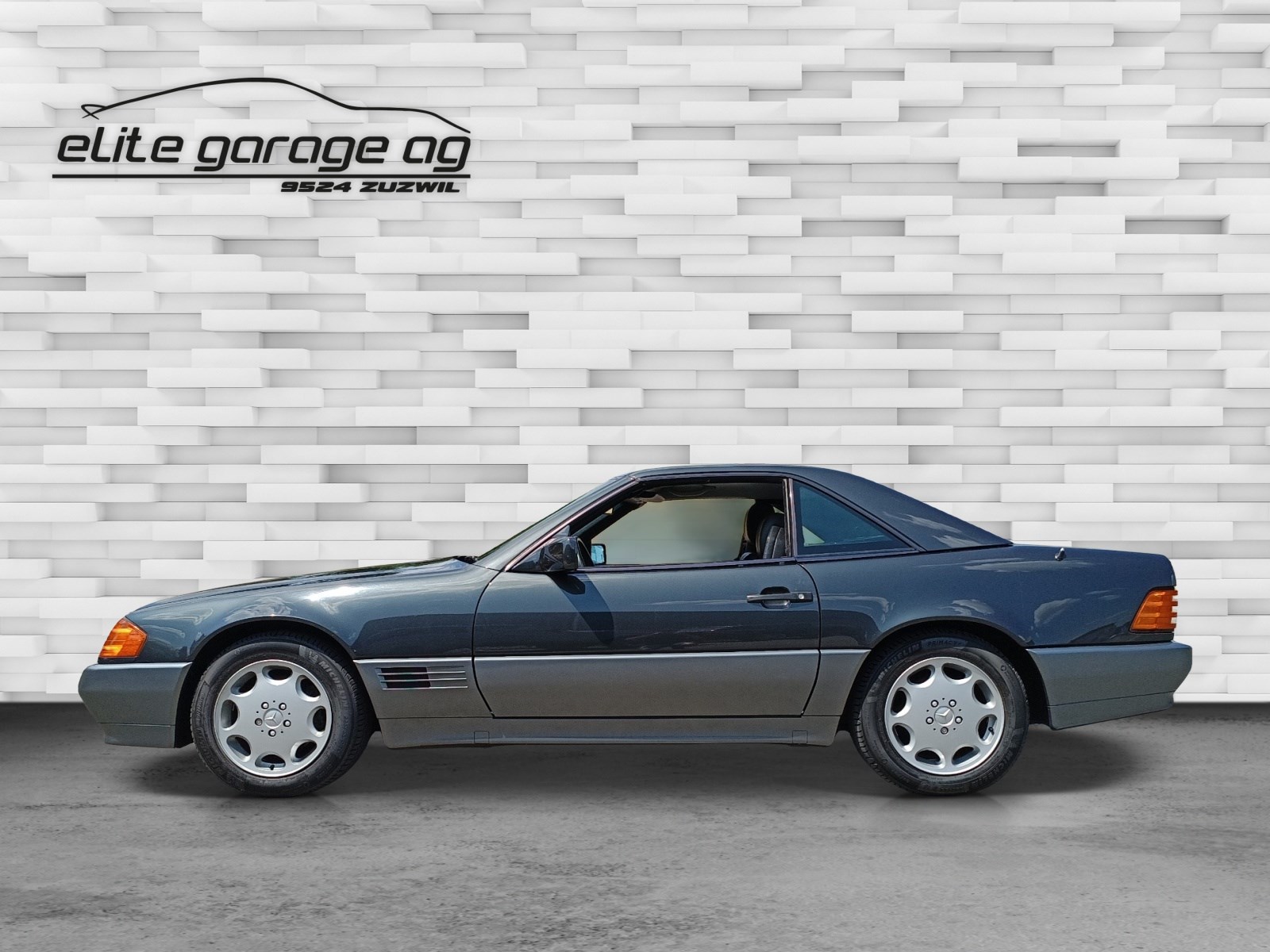 MERCEDES-BENZ SL 300-image-4