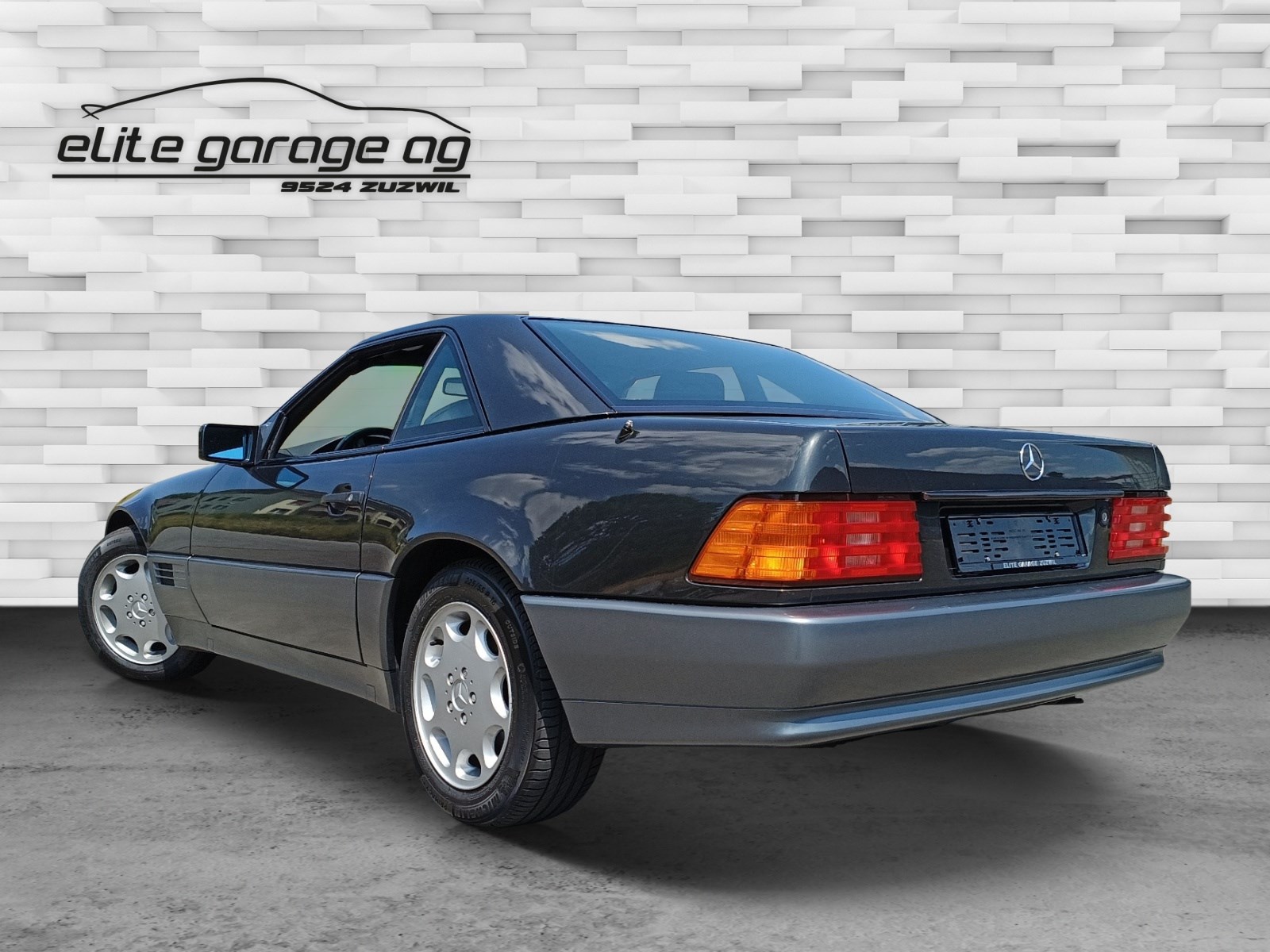 MERCEDES-BENZ SL 300-image-5