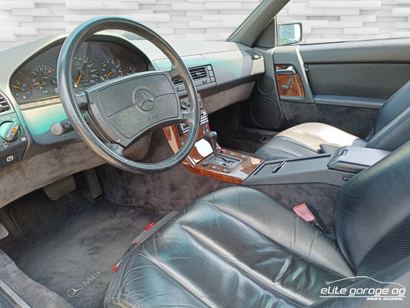MERCEDES-BENZ SL 300-image-8
