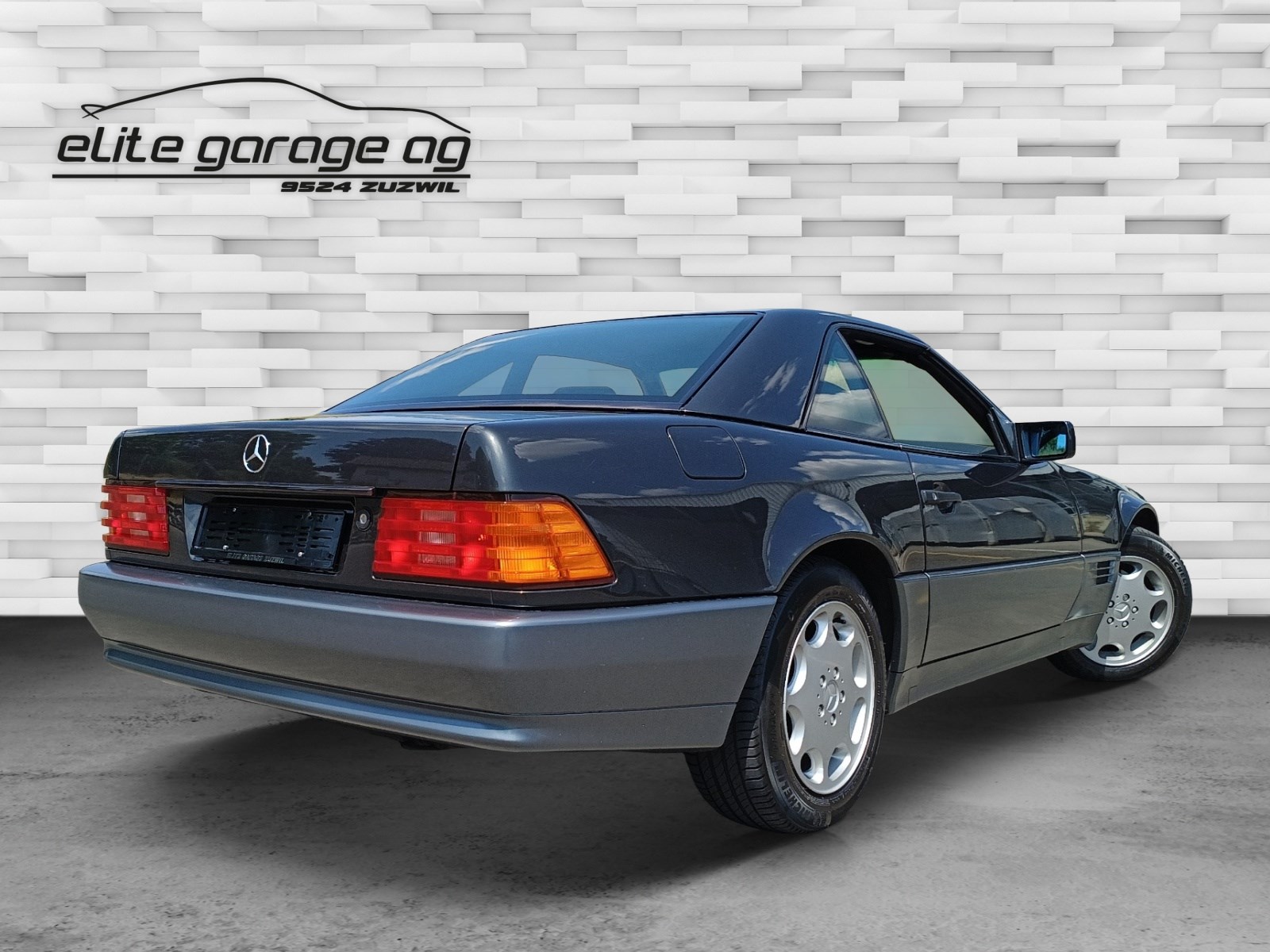 MERCEDES-BENZ SL 300-image-7
