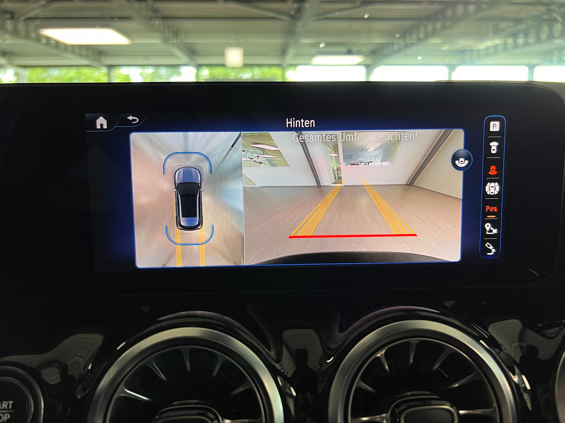 MERCEDES-BENZ EQA 350 4Matic Swiss Star-image-12