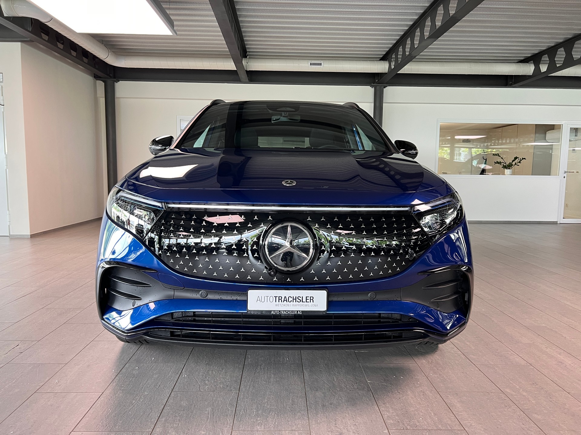 MERCEDES-BENZ EQA 350 4Matic Swiss Star-image-1