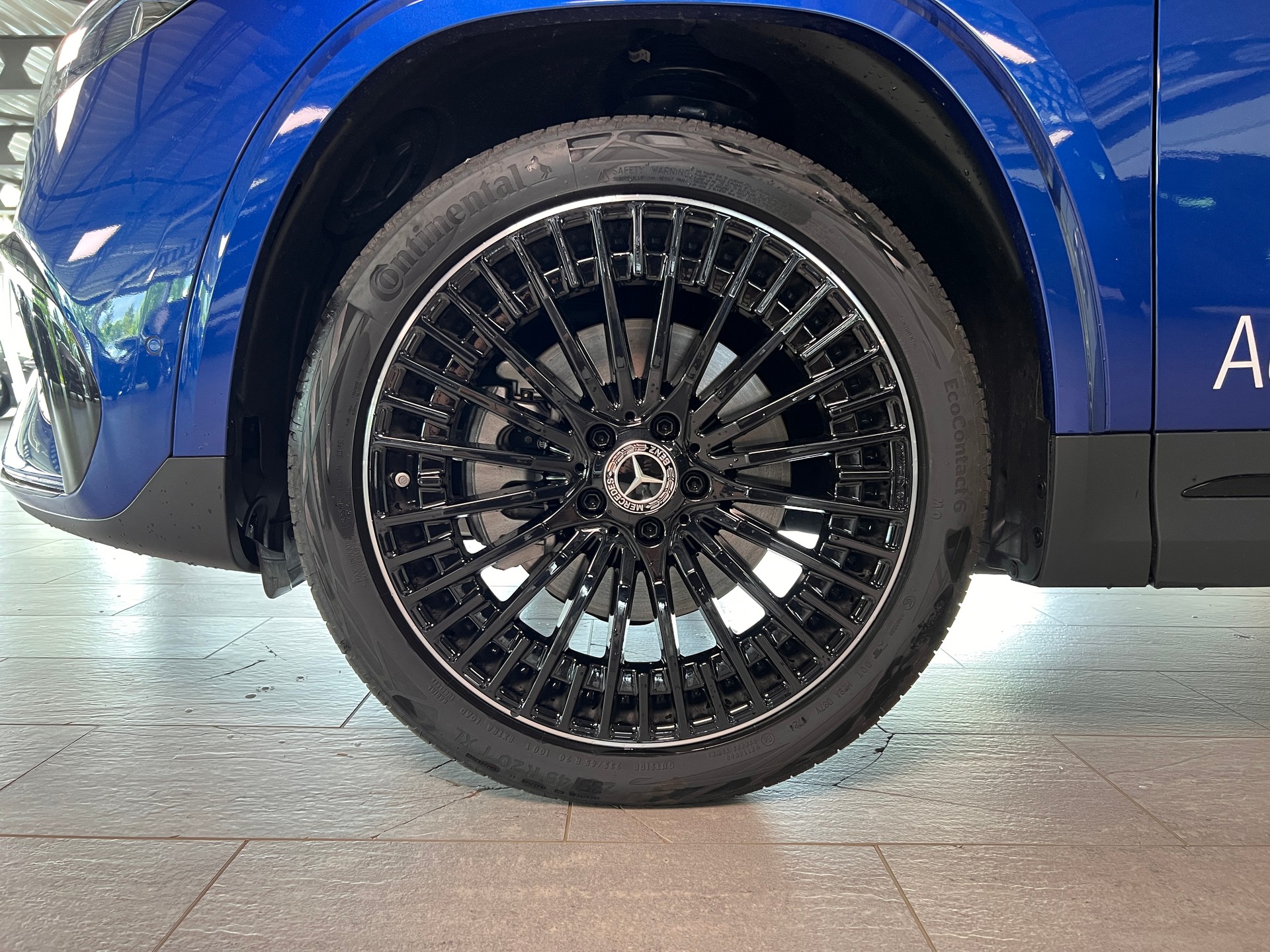 MERCEDES-BENZ EQA 350 4Matic Swiss Star-image-5