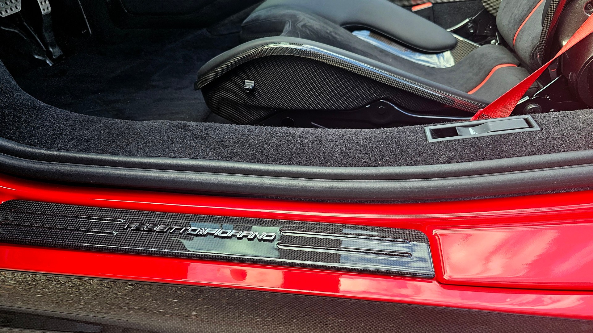 FERRARI SF90 Spider Assetto Fiorano-image-15