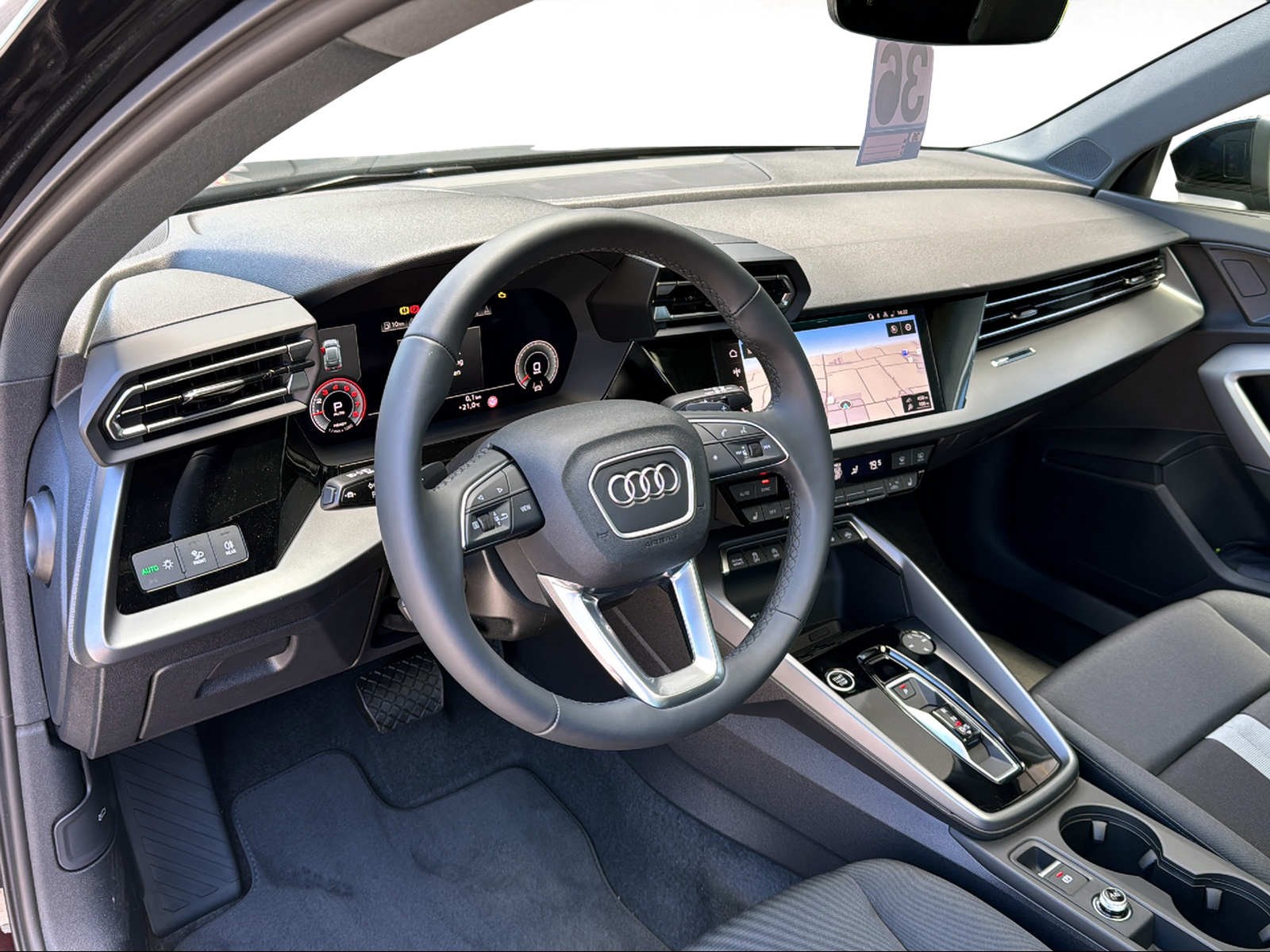 AUDI A3 Sportback 35 TFSI Attraction-image-8