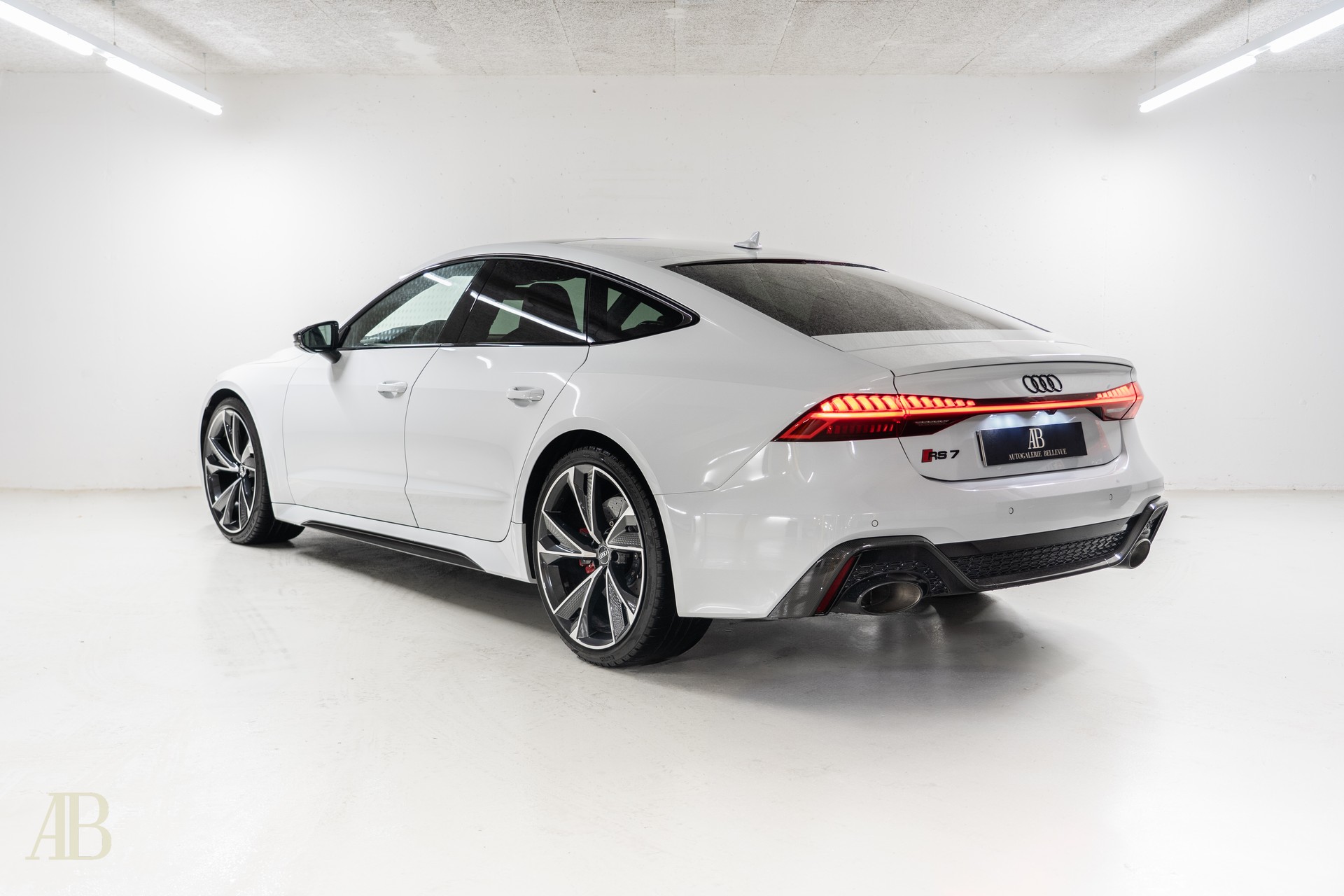 AUDI RS7 Sportback MHEV-image-4