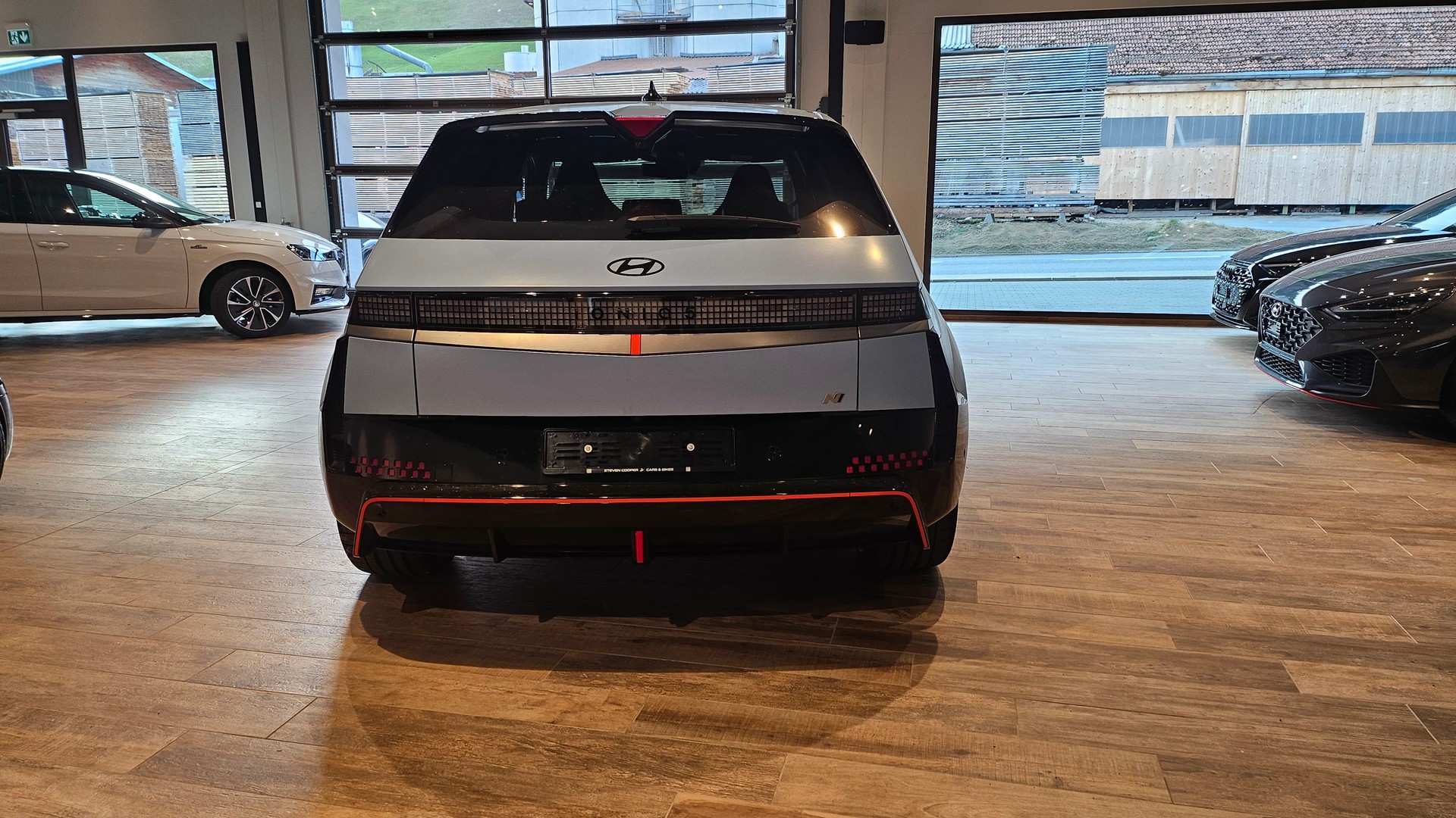 HYUNDAI Ioniq 5 N 84kWh 4WD-image-10