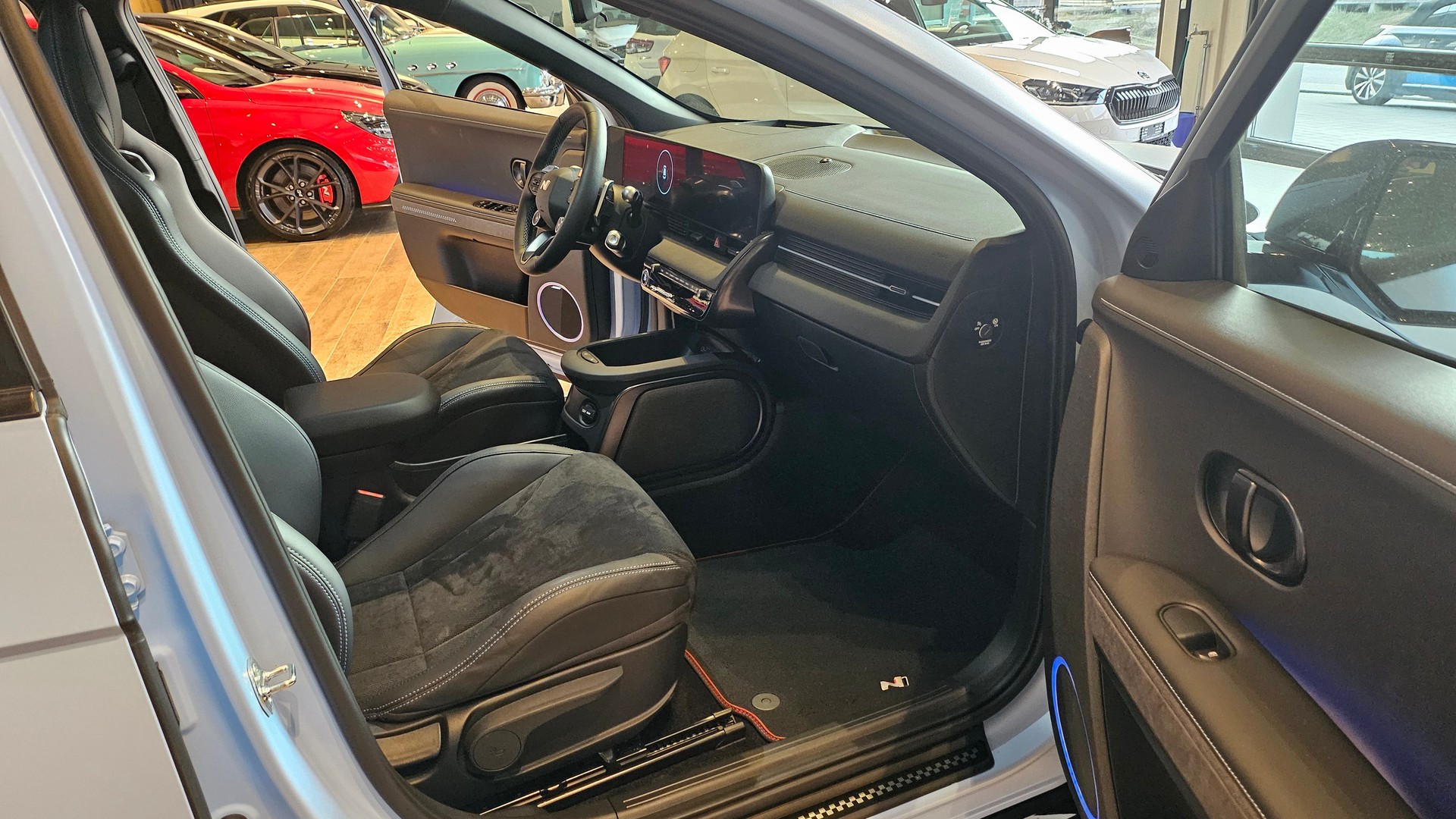 HYUNDAI Ioniq 5 N 84kWh 4WD-image-17