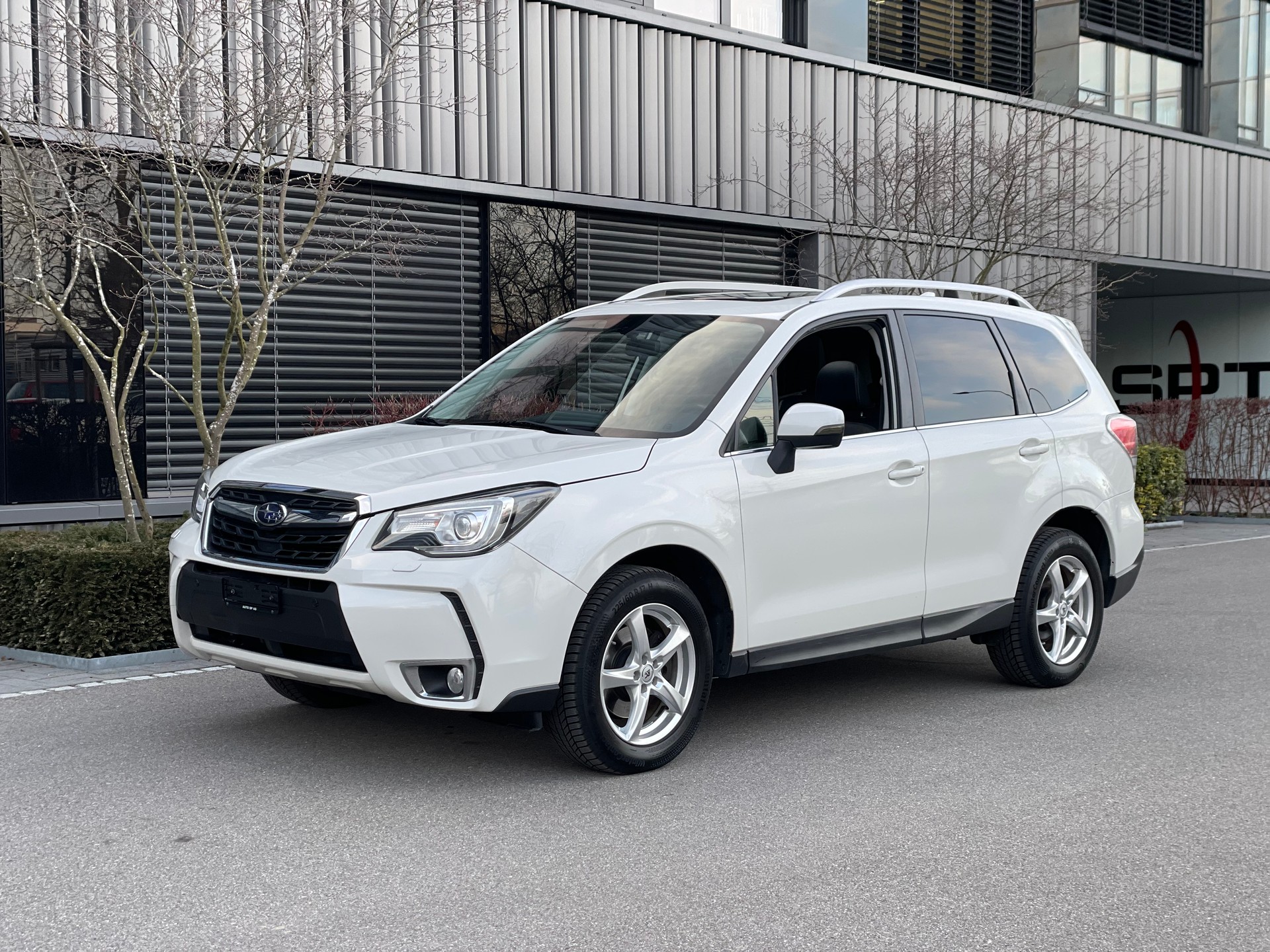SUBARU Forester 2.0D Luxury Lineatronic