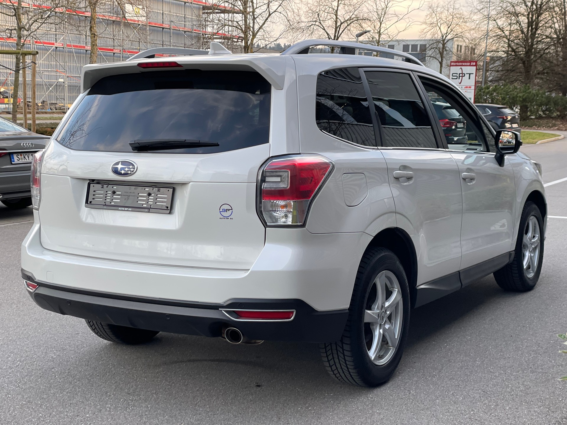 SUBARU Forester 2.0D Luxury Lineatronic-image-5