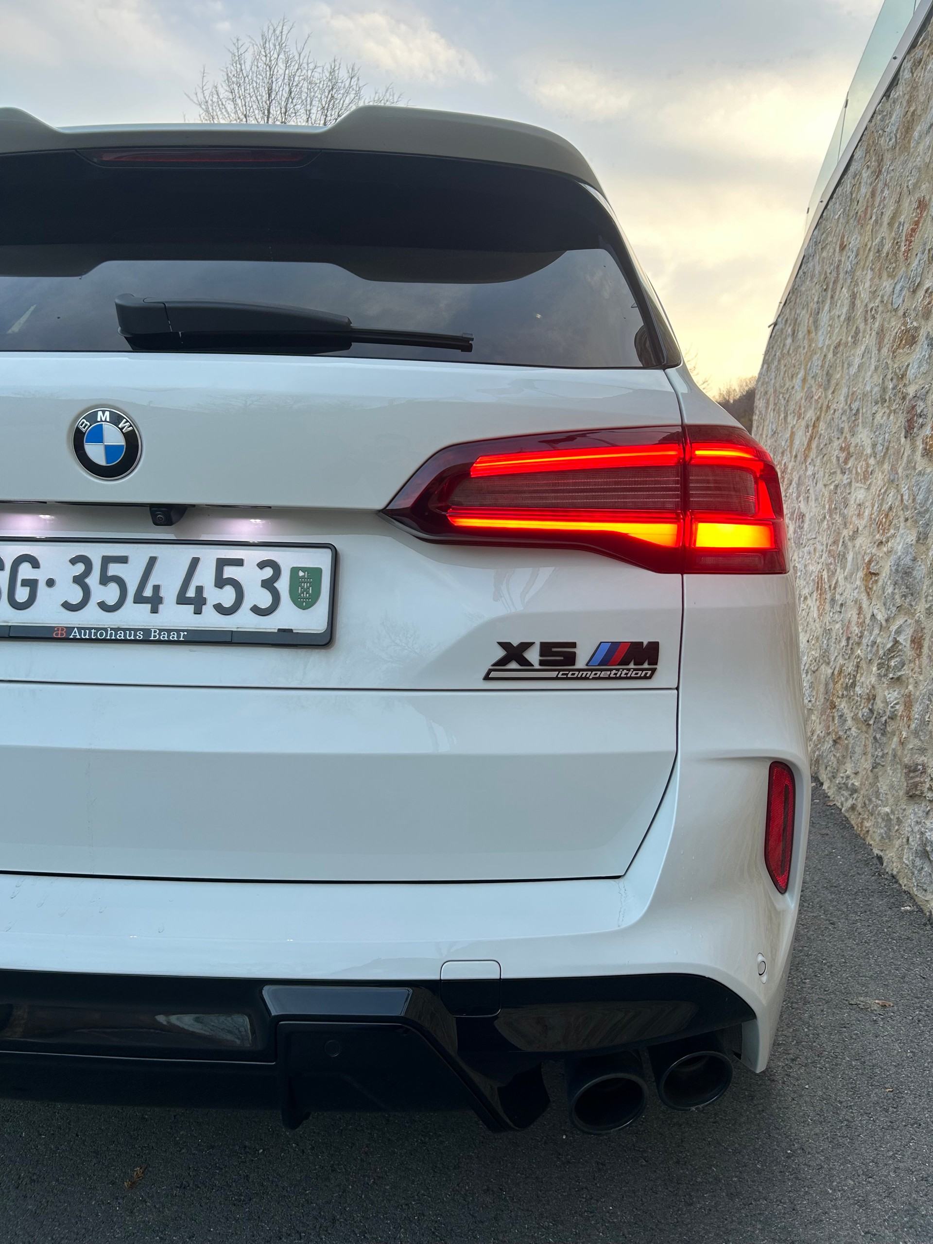 BMW X5M-image-8