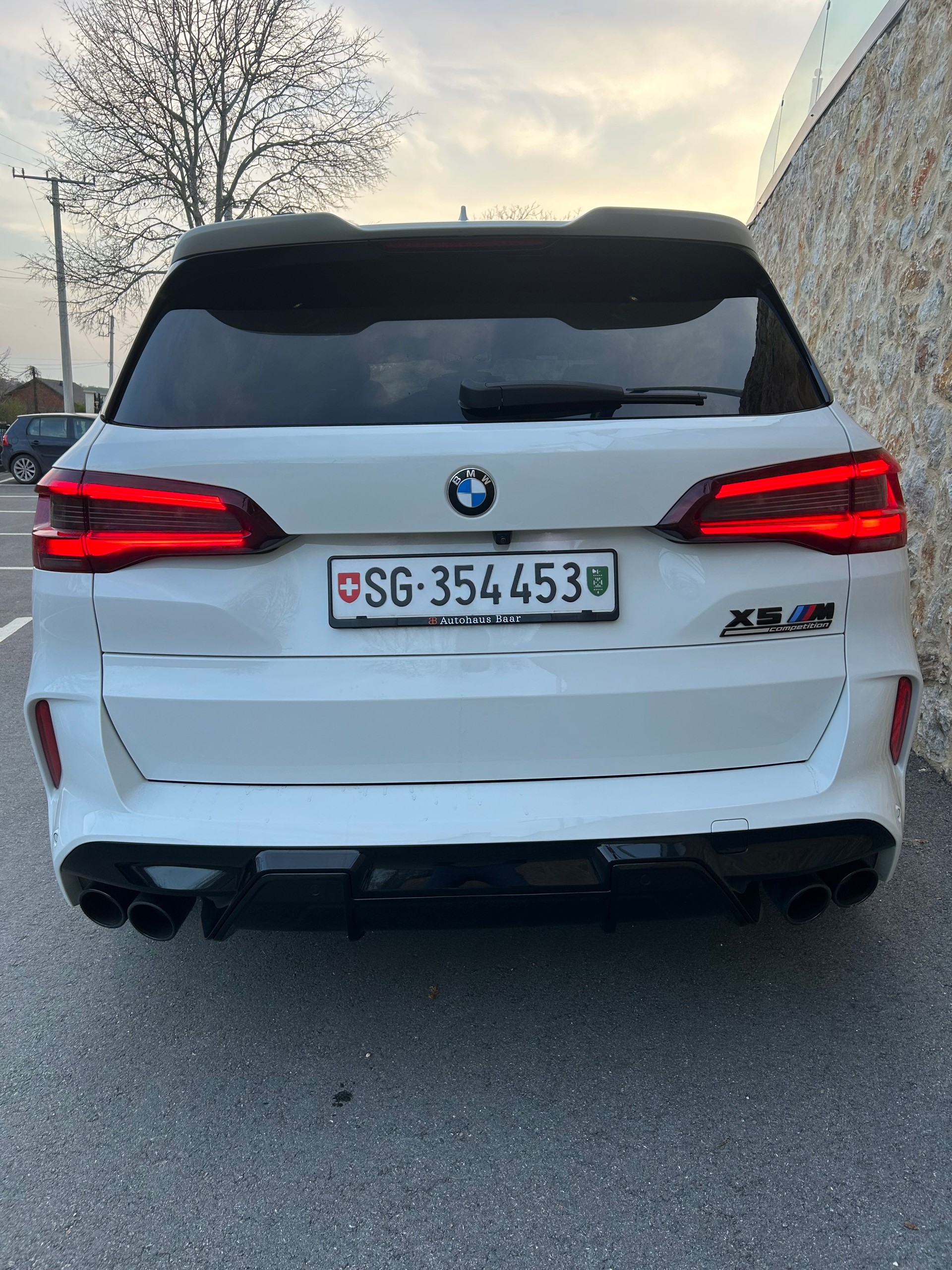 BMW X5M-image-7