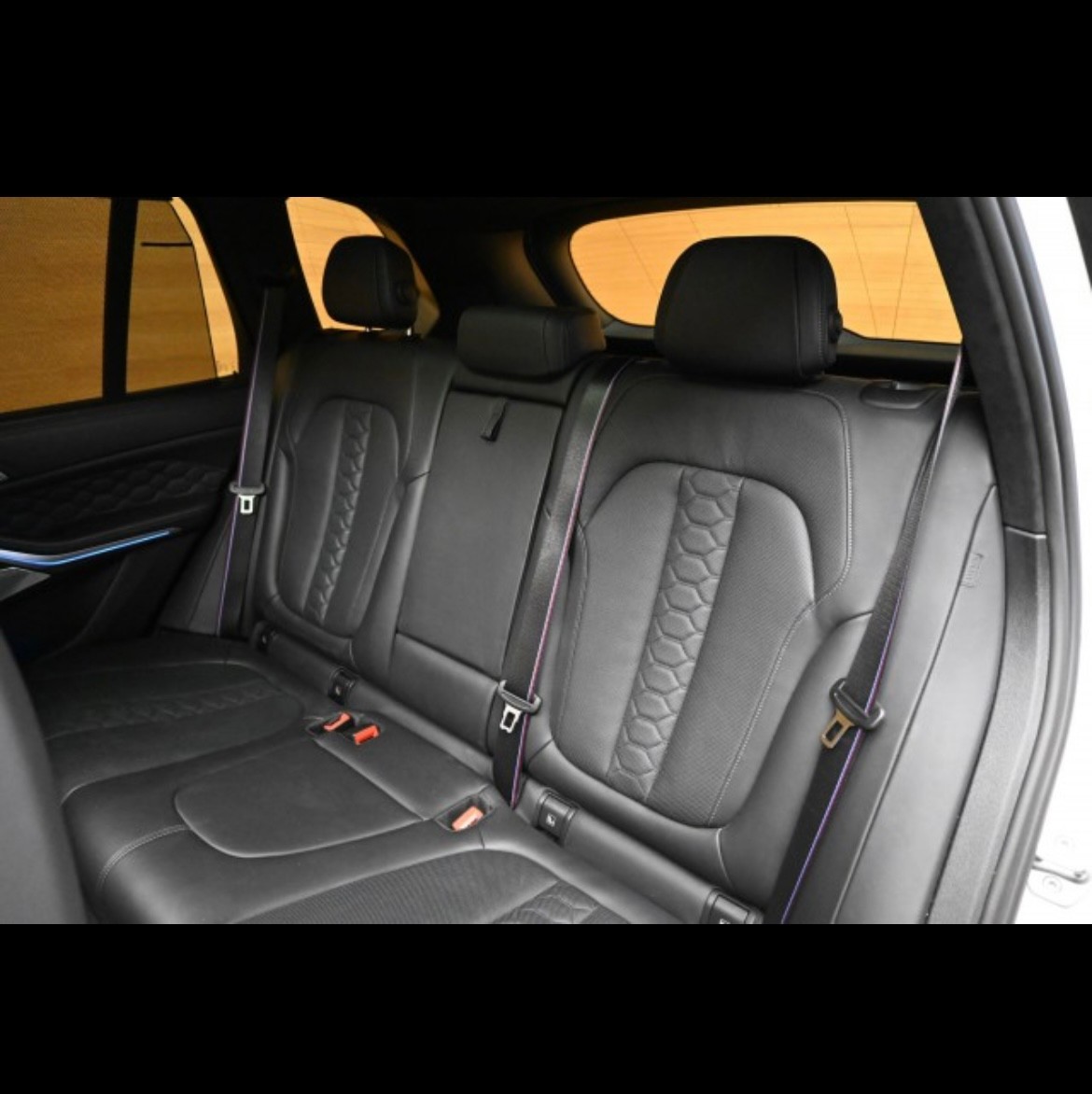 BMW X5M-image-11