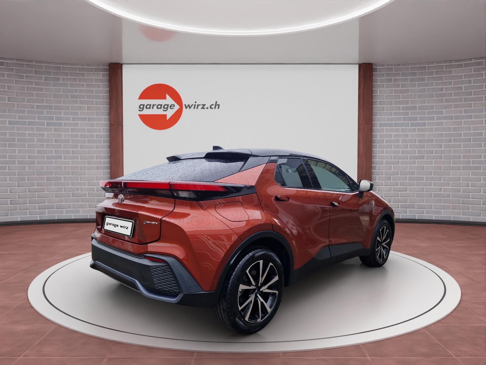 TOYOTA C-HR 2.0 PHEV Swiss Edition inkl. Winterkompletträder 18"-image-4