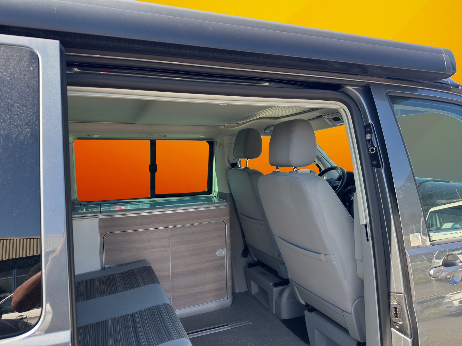 VW T5 California 2.0 TDI Comfortline Last Edition 4Motion-image-14