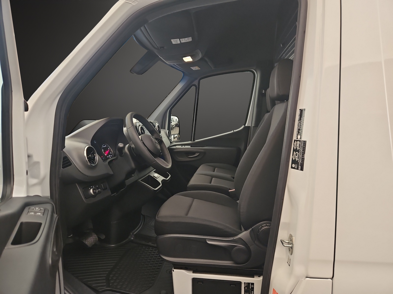 MERCEDES-BENZ Sprinter 315 CDI Standard 9G-TRONIC-image-9