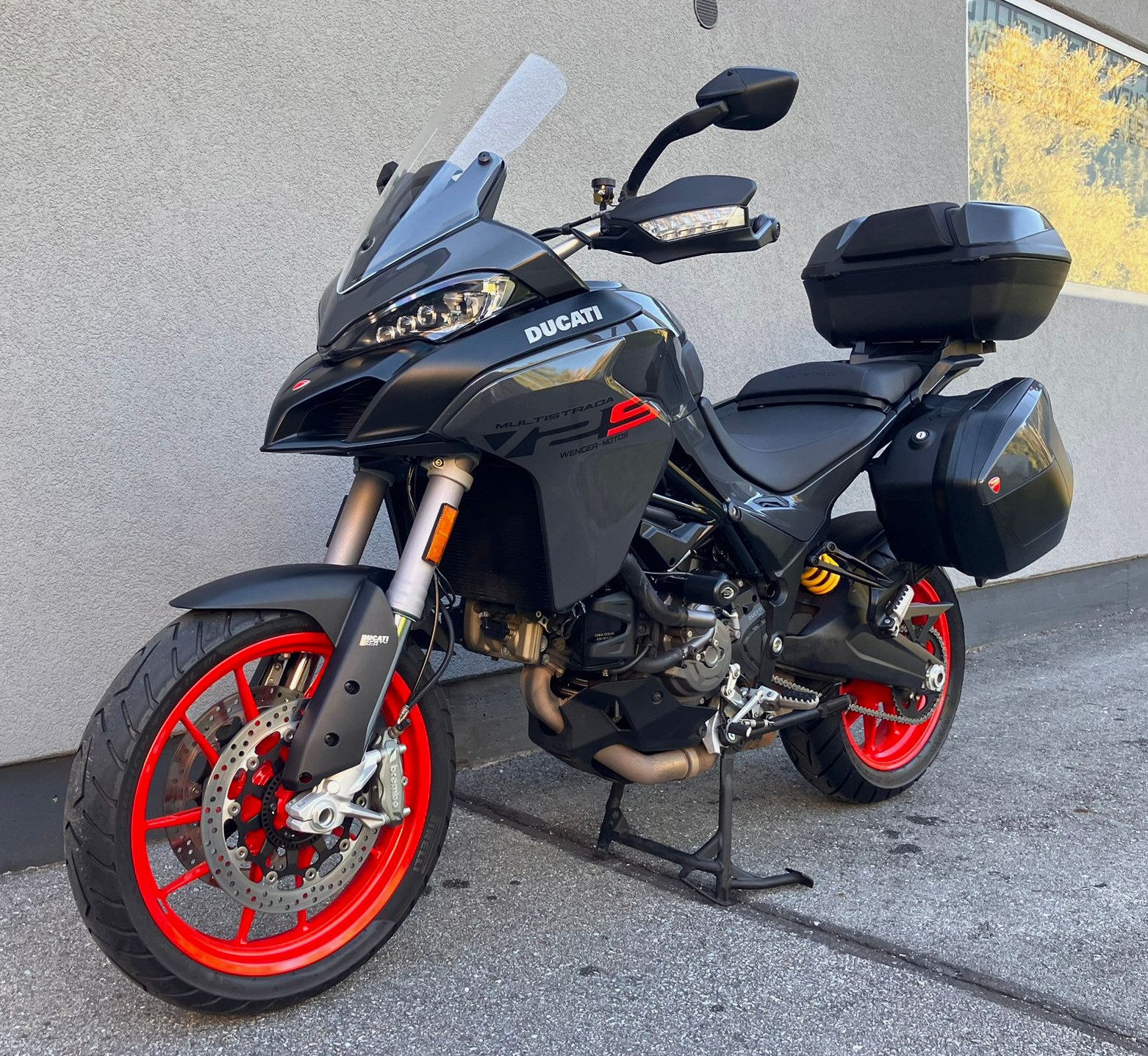 DUCATI Multistrada V2 S Touring-showroom-element-2