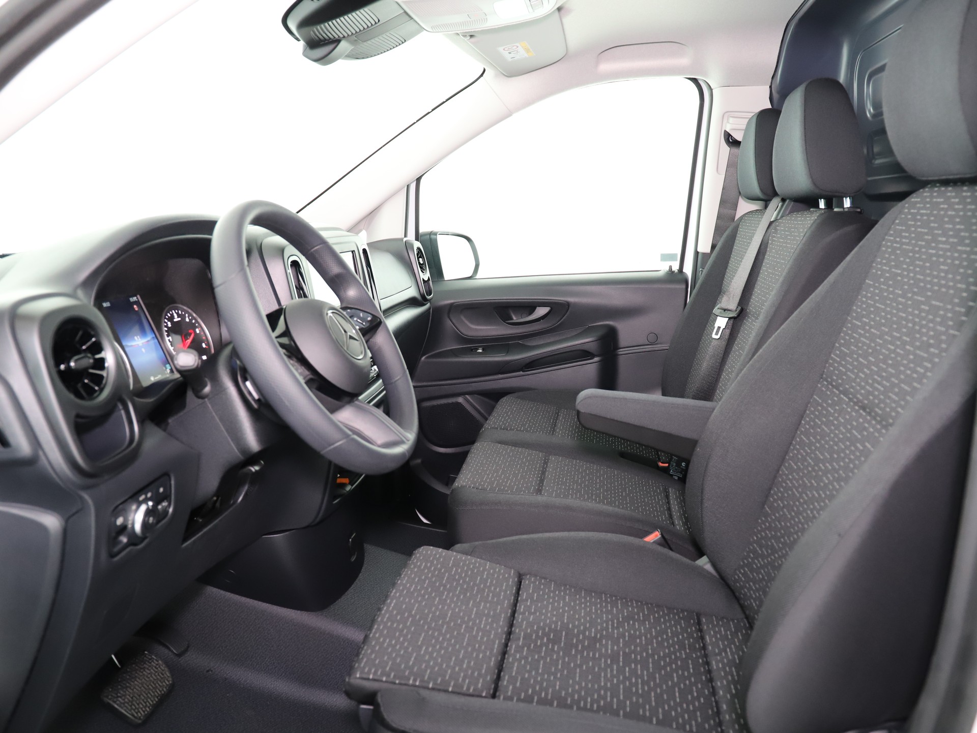 MERCEDES-BENZ Vito 116 CDI Kompakt Pro 9G-Tronic 4M-image-8