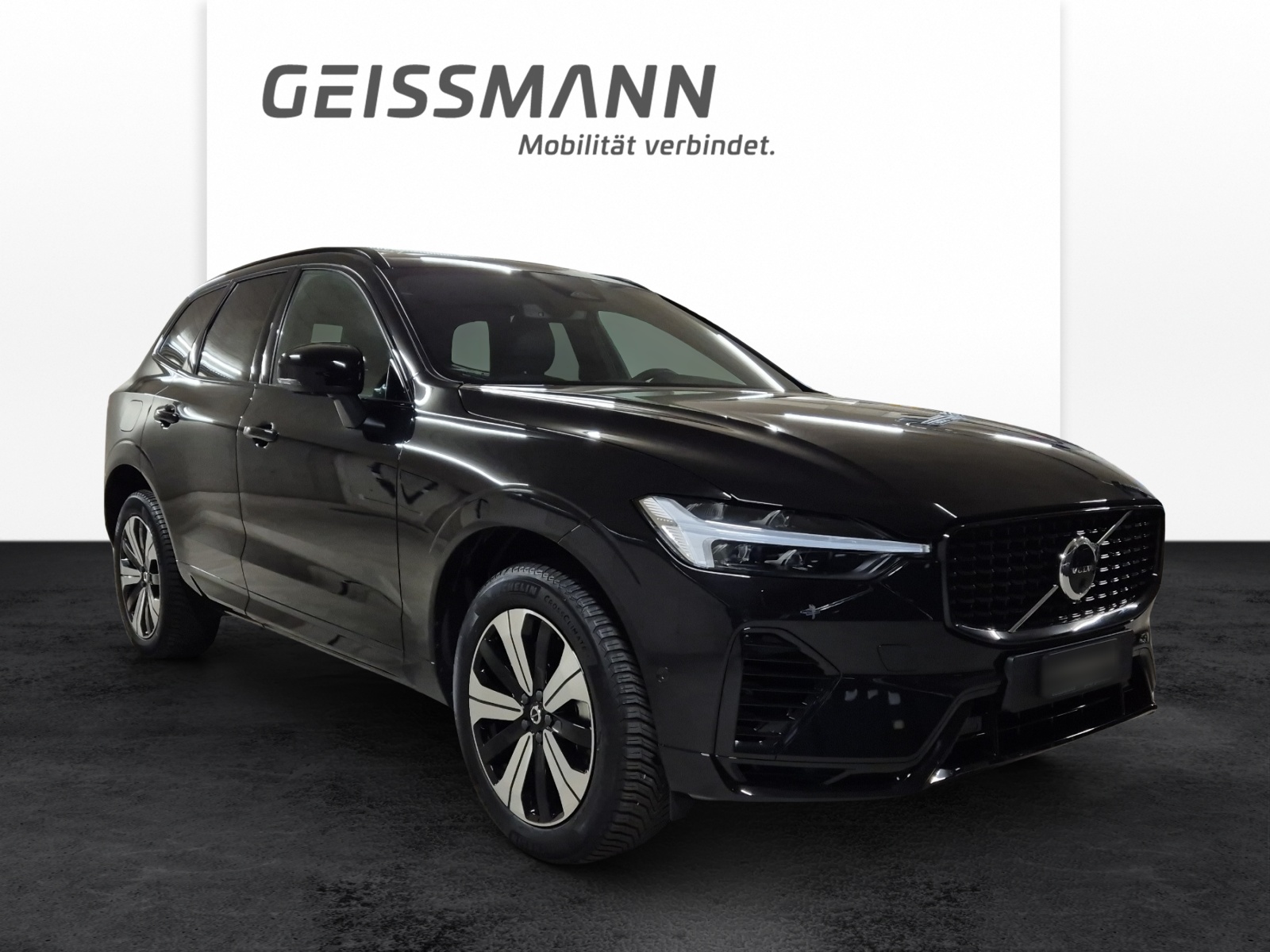 VOLVO XC60 2.0 T8 TE Plus Dark eAWD-image-1