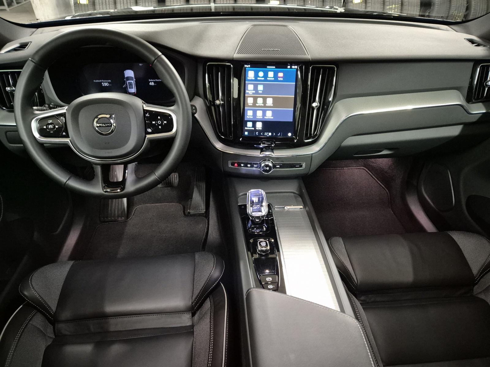 VOLVO XC60 2.0 T8 TE Plus Dark eAWD-image-10