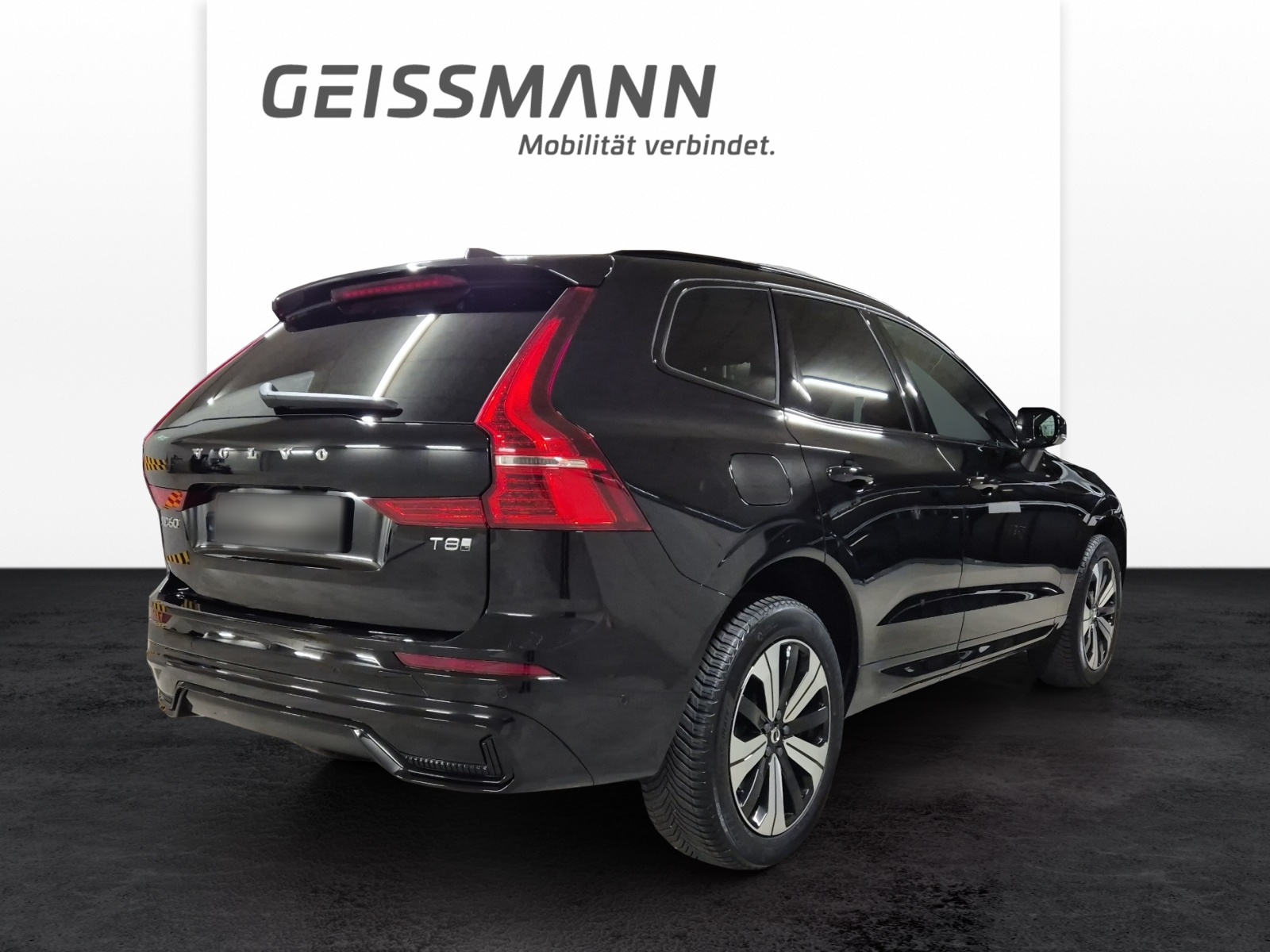 VOLVO XC60 2.0 T8 TE Plus Dark eAWD-image-6