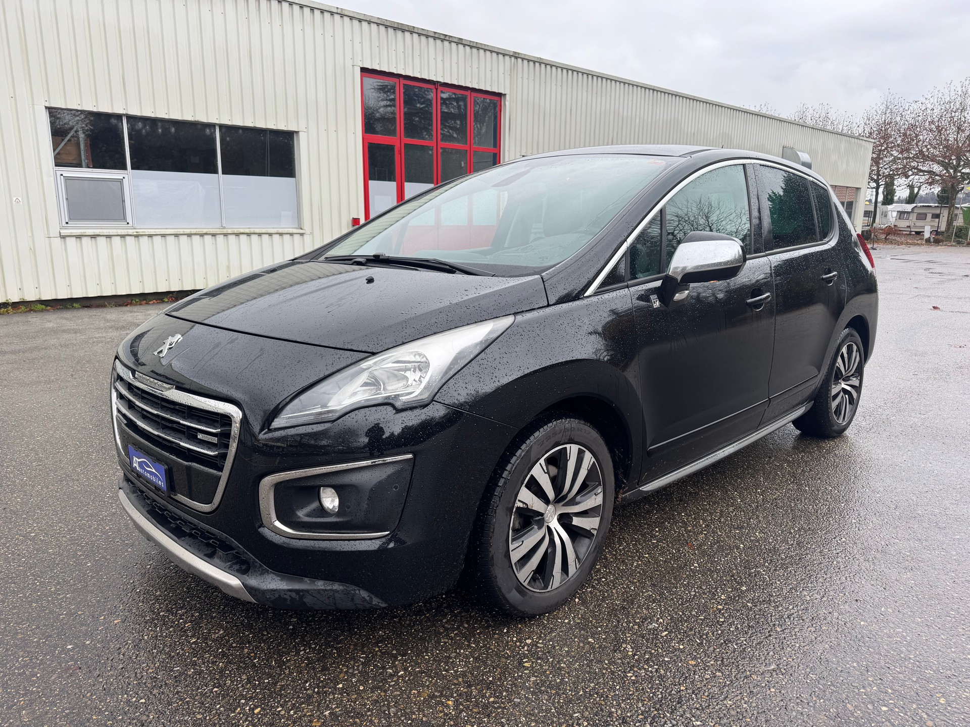 PEUGEOT 3008 HYbrid4 2.0 HDI ETG6-image-0